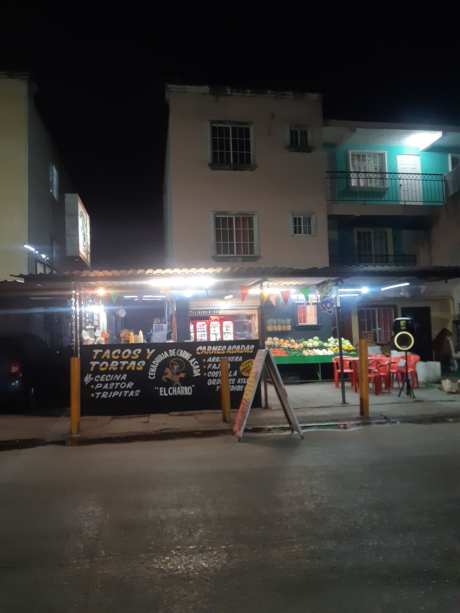 Taqueria "Los charrines" image 2