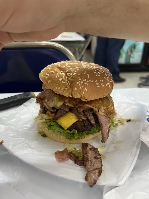 CJ Burgers image 2