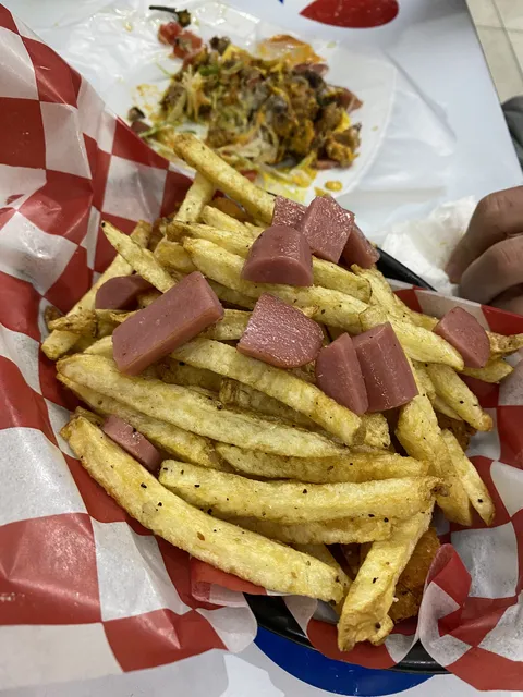 CJ Burgers image 6