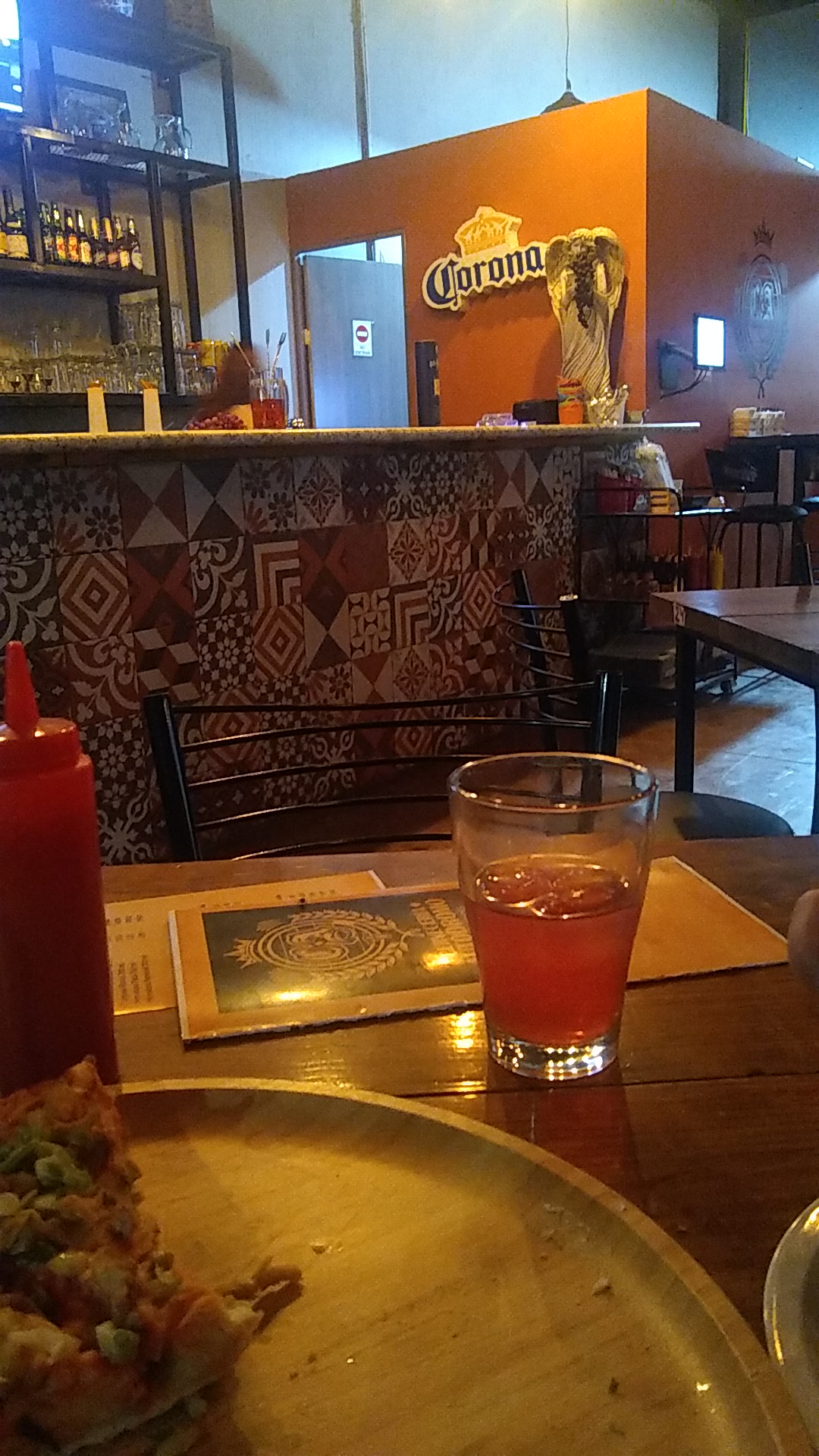 Cervecería Autódromo Pizza a la leña y Alitas image 9