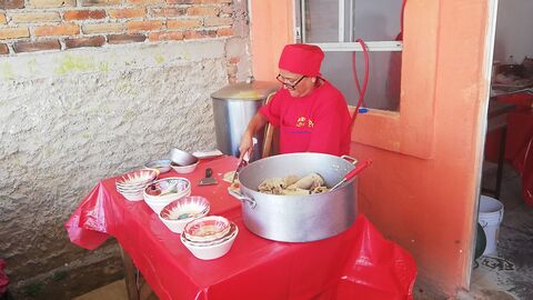 Menudo Y Tacos De Barbacoa "Los Pinedo" image 3