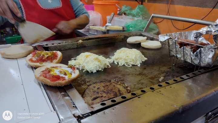 Hamburguesas DON LENCHO image 2