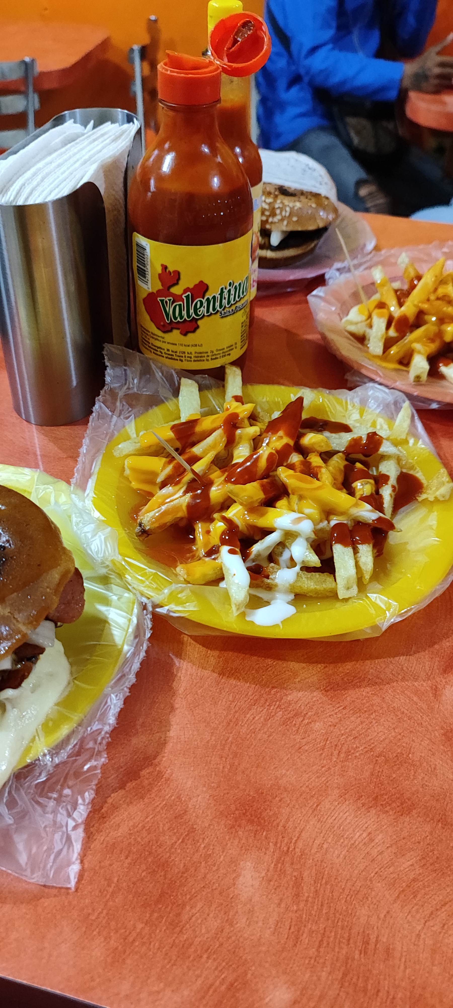 Hamburguesas DON LENCHO image 3