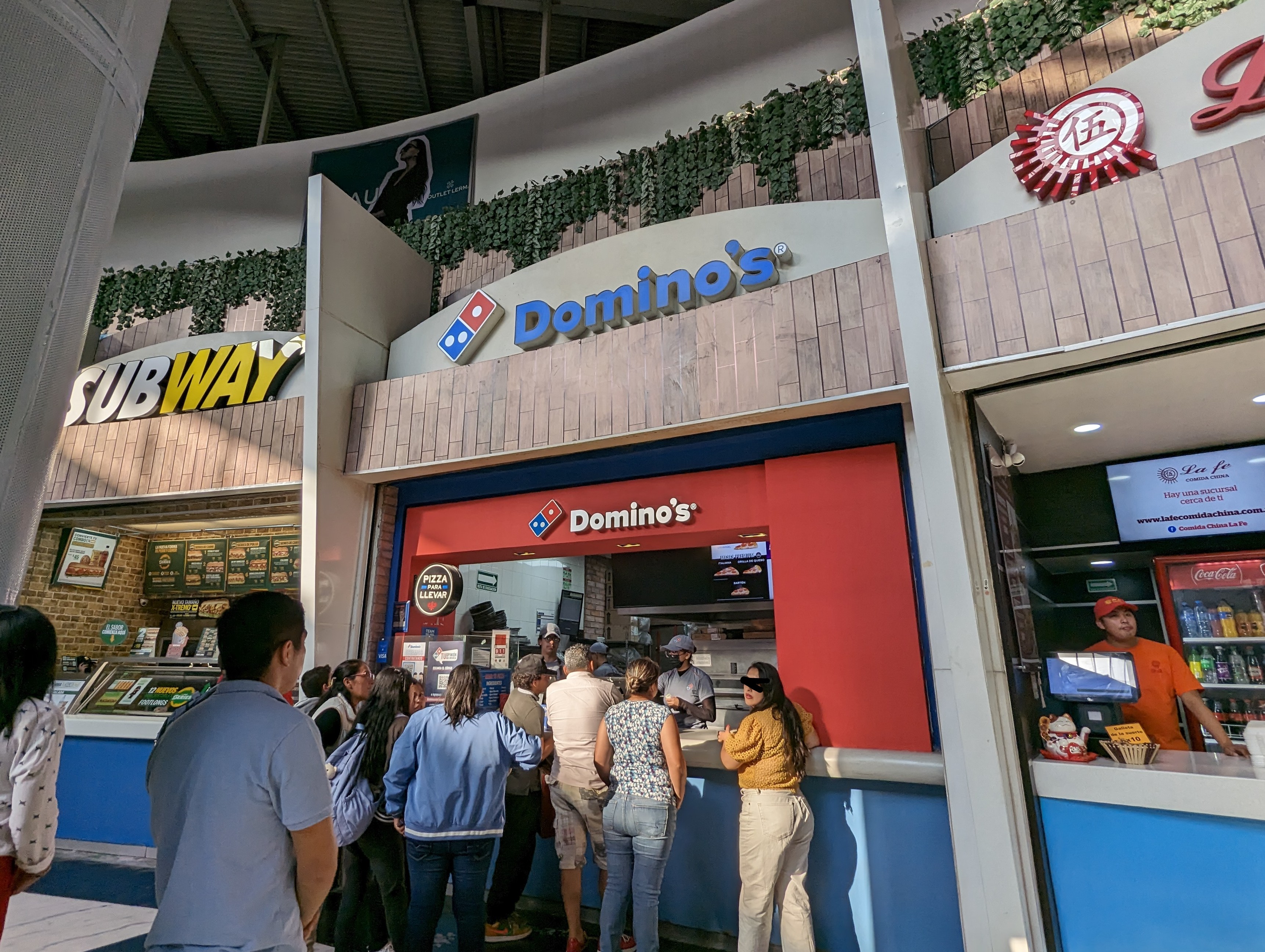 Domino's Outlet Lerma image 3