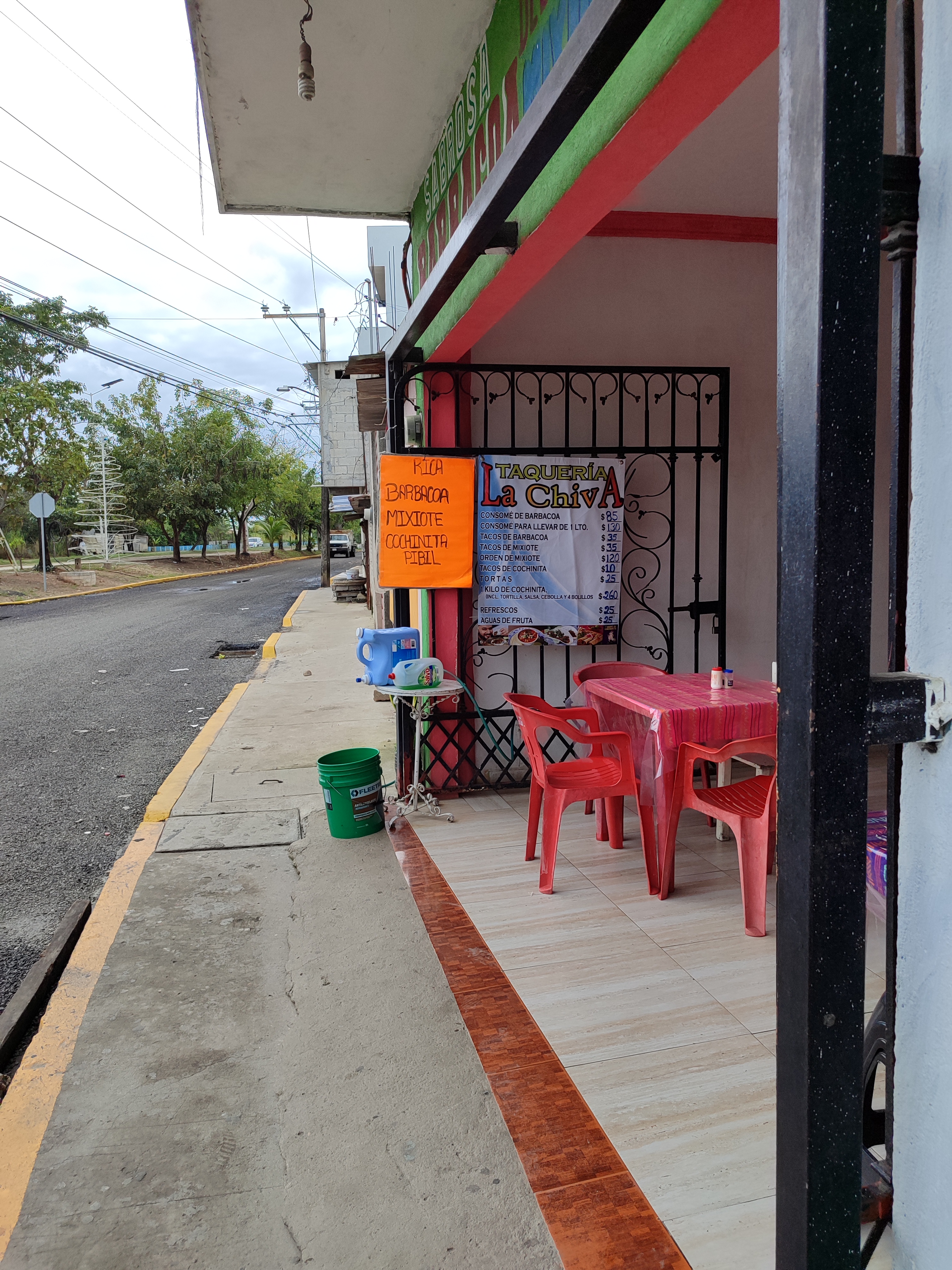 Taquería la Chiva image 3