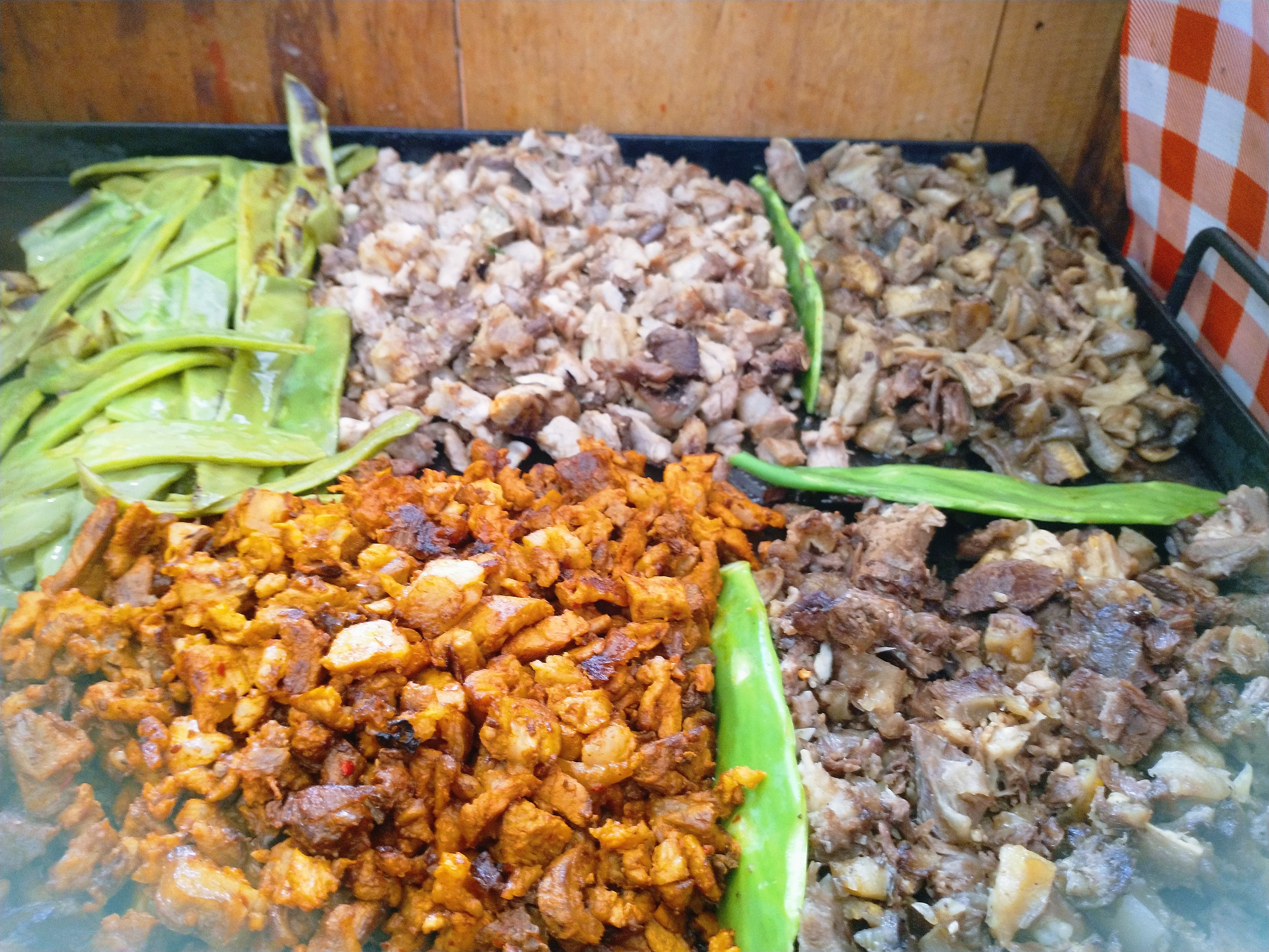 Taquería LOS PLEBES image 5