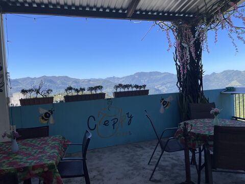 Creppy Caff image 5