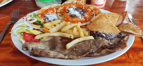 Comedor sofya image 1