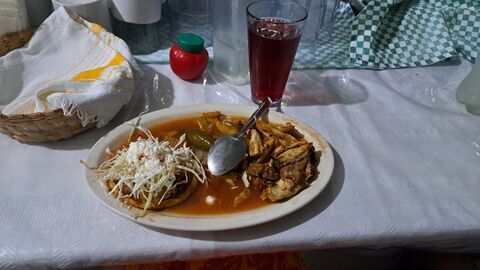 El Pollo de la Picha image 2