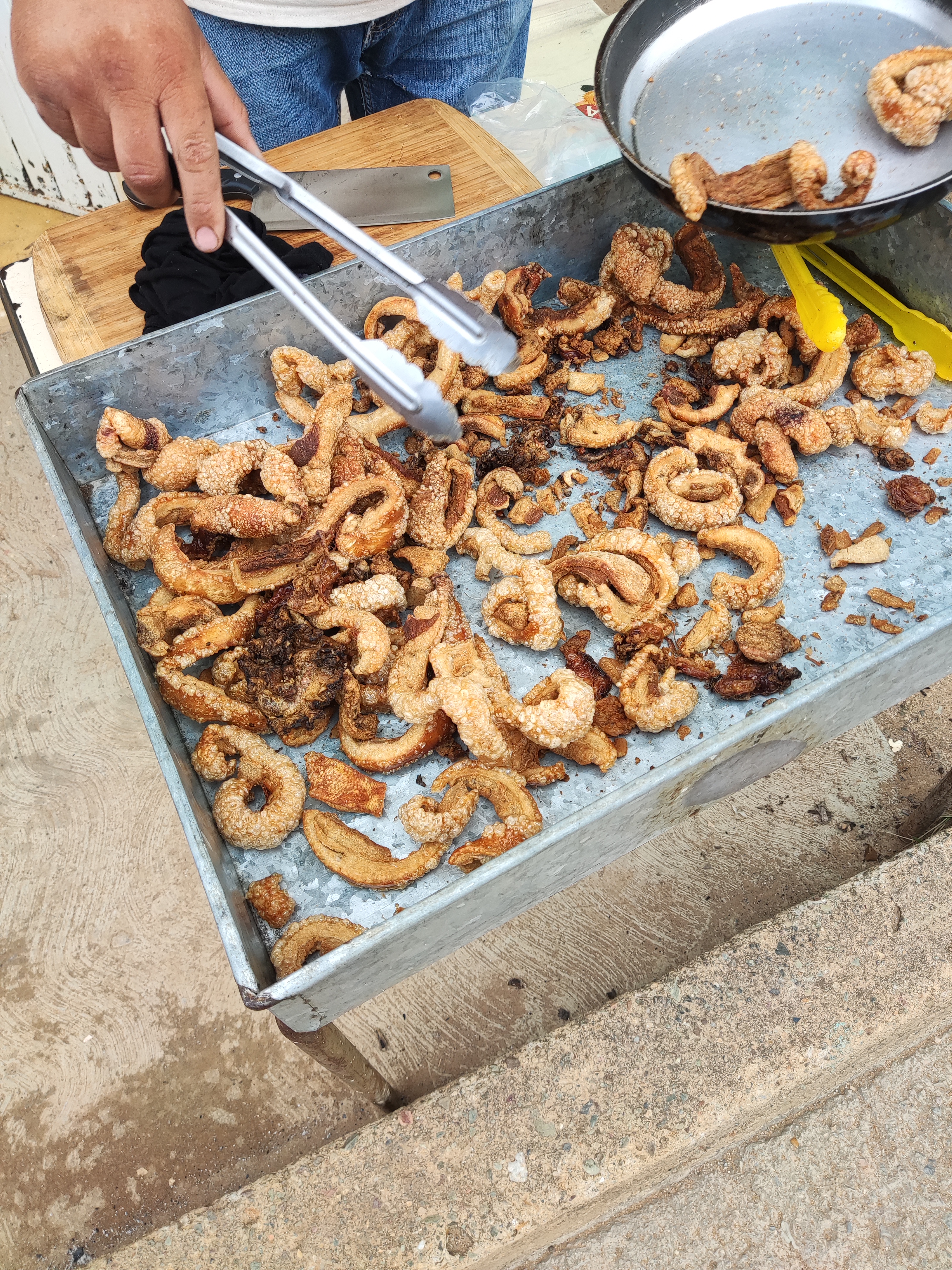 Carnitas y chicharrones el primo image 1