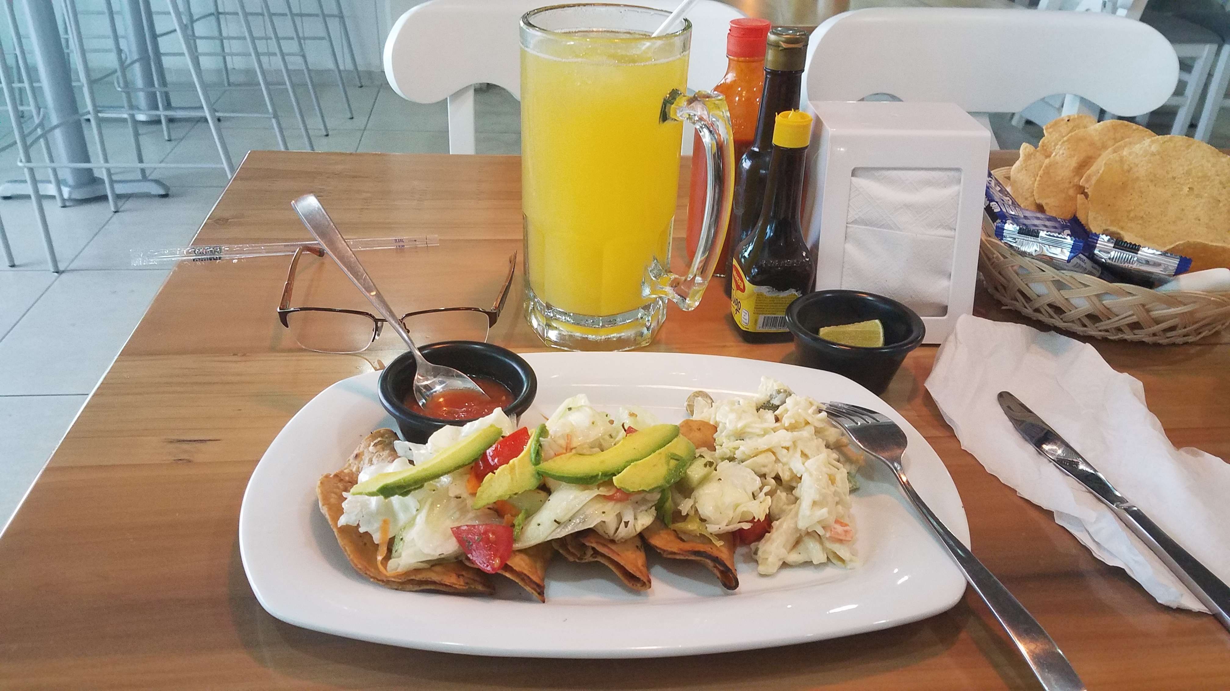 Marlín, Mar y Tierra image 3