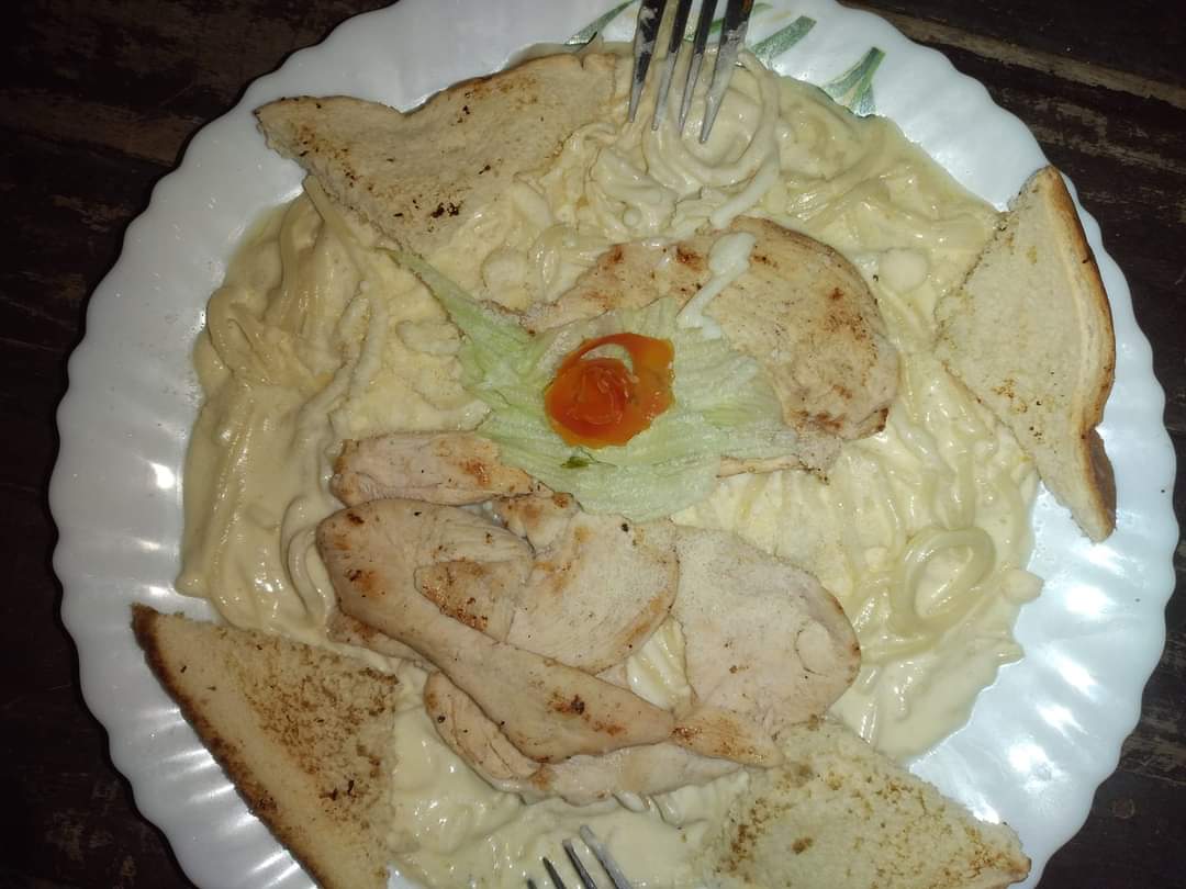 La Tucha Terraza restaurante familiar image 9