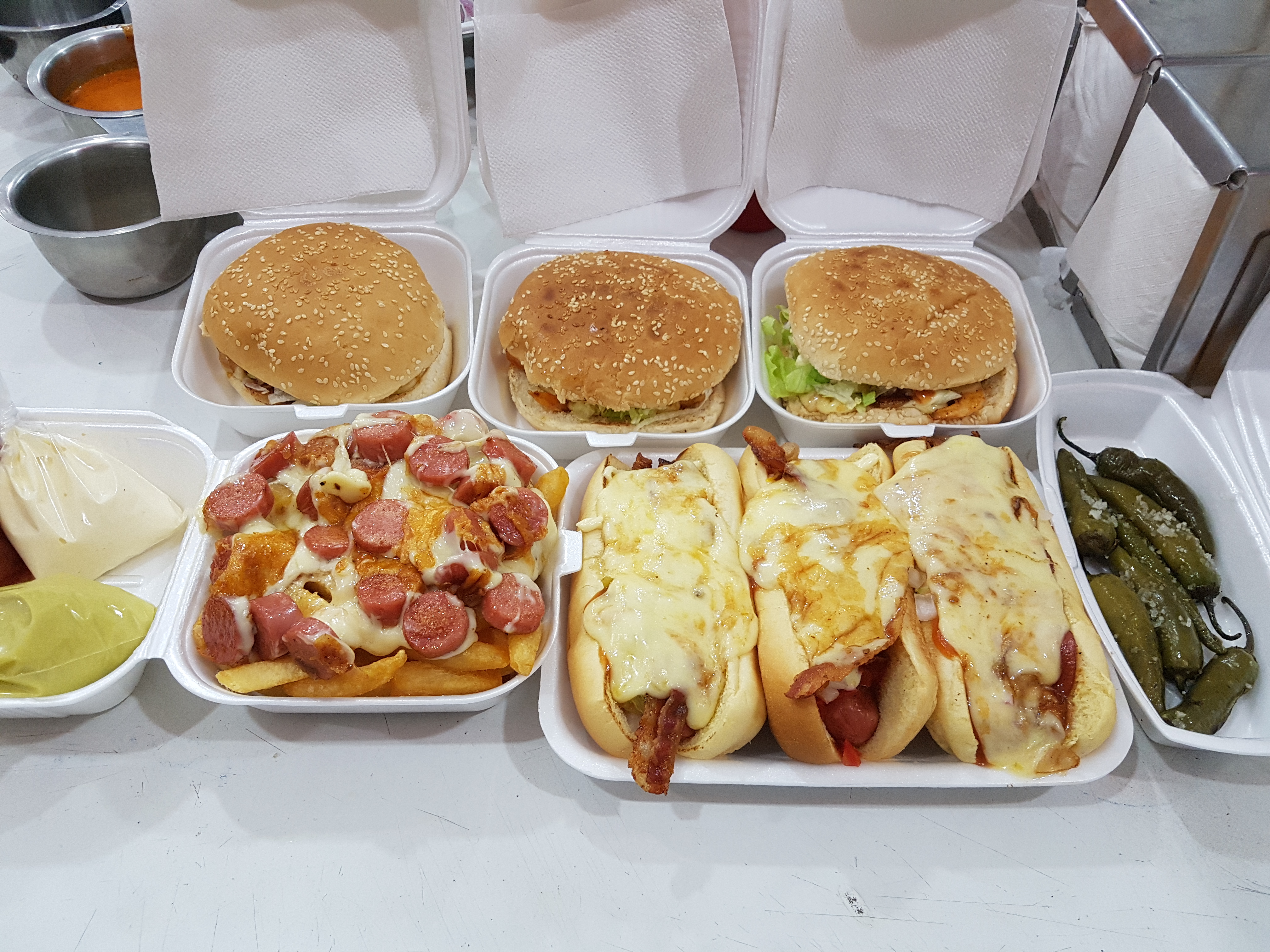 Hamburguesas, Tortas y Carnes Asadas TITANIC image 3