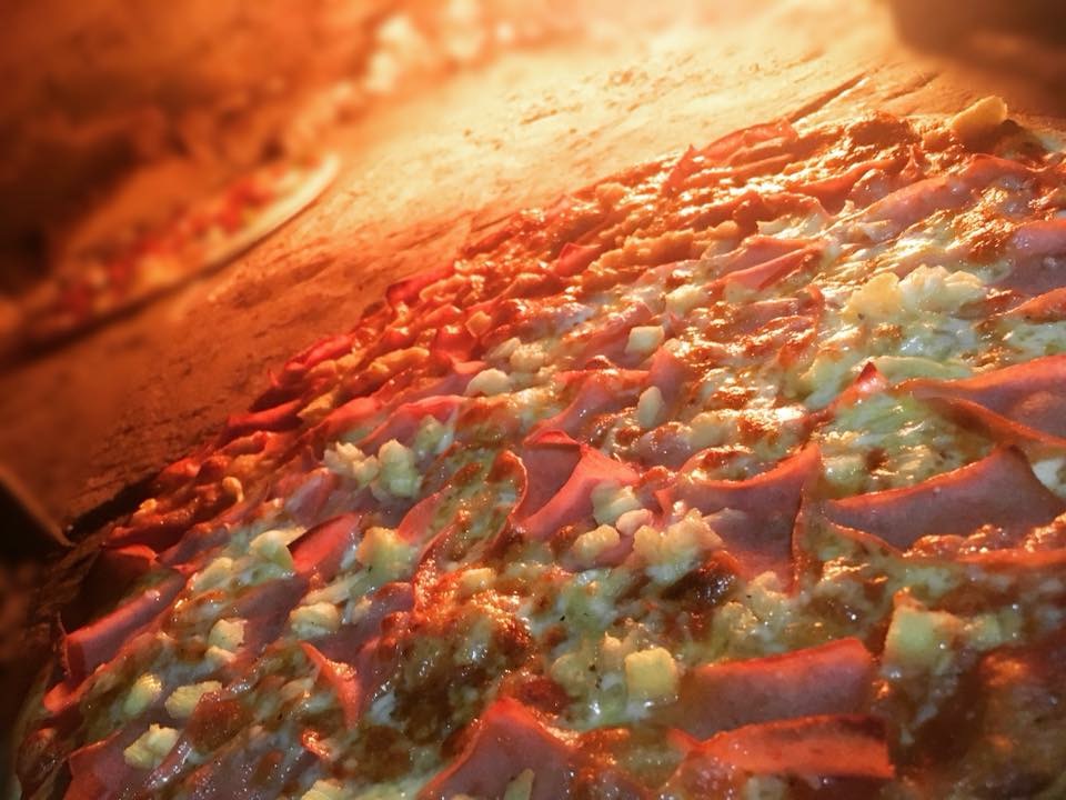 La Esquina Pizzerias image 7