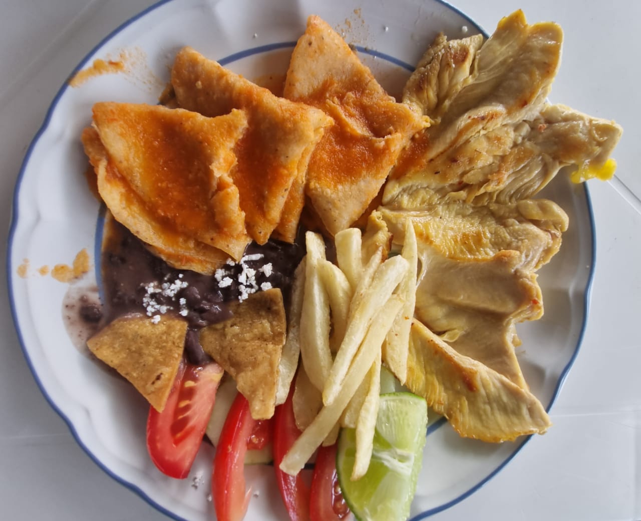 Comedor Guadalupe image 7