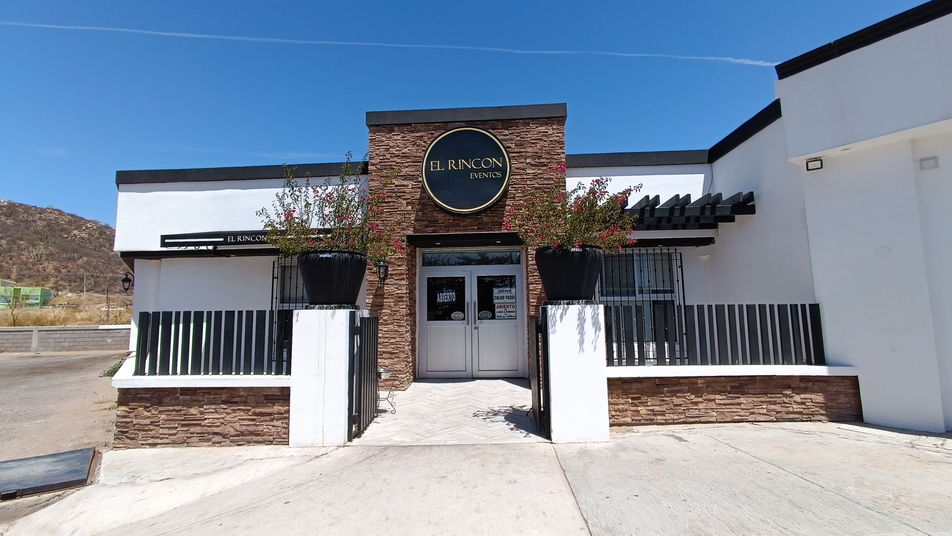 Rincón De Cambustón image 4