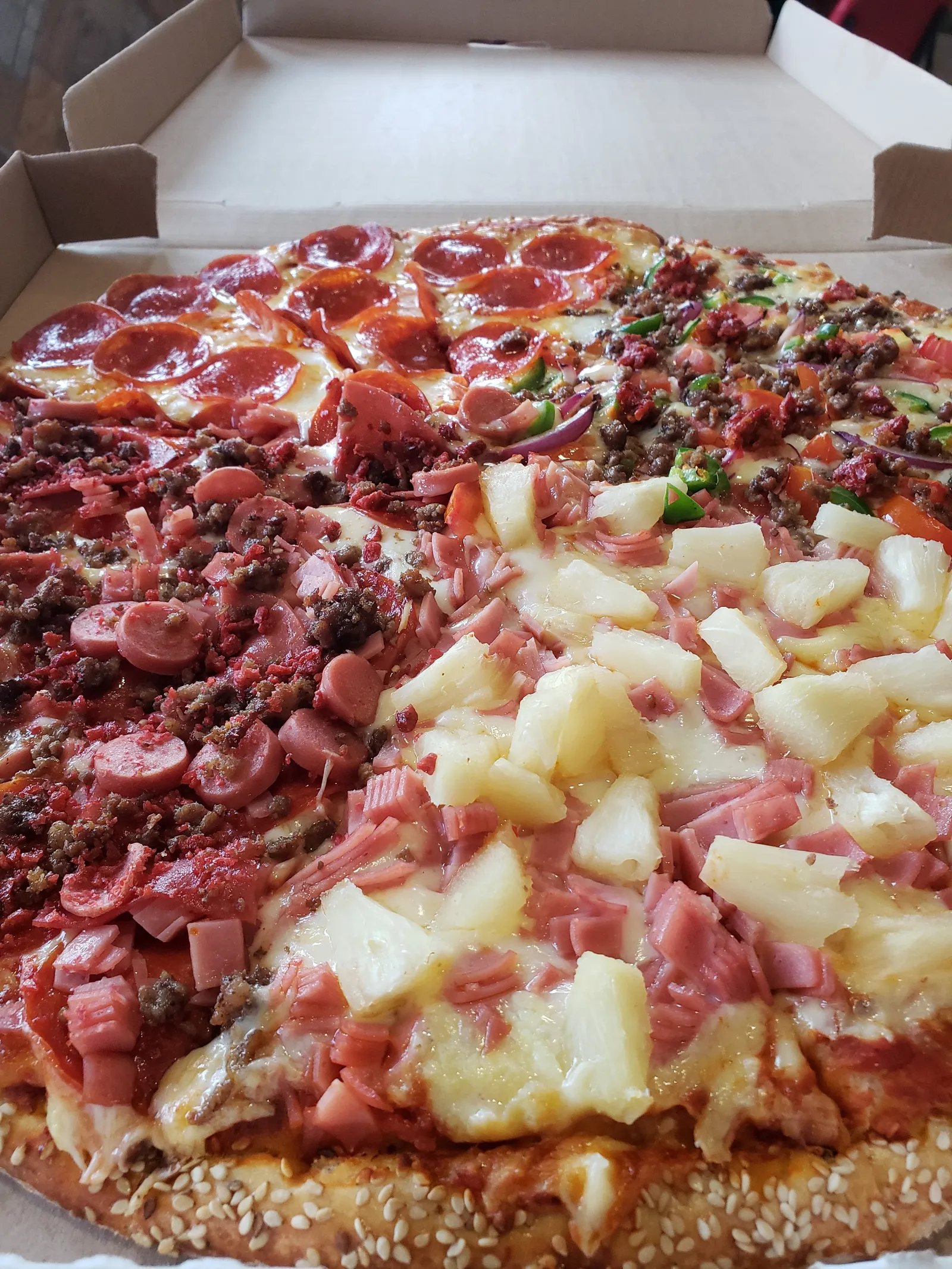 La Pizzeria image 2