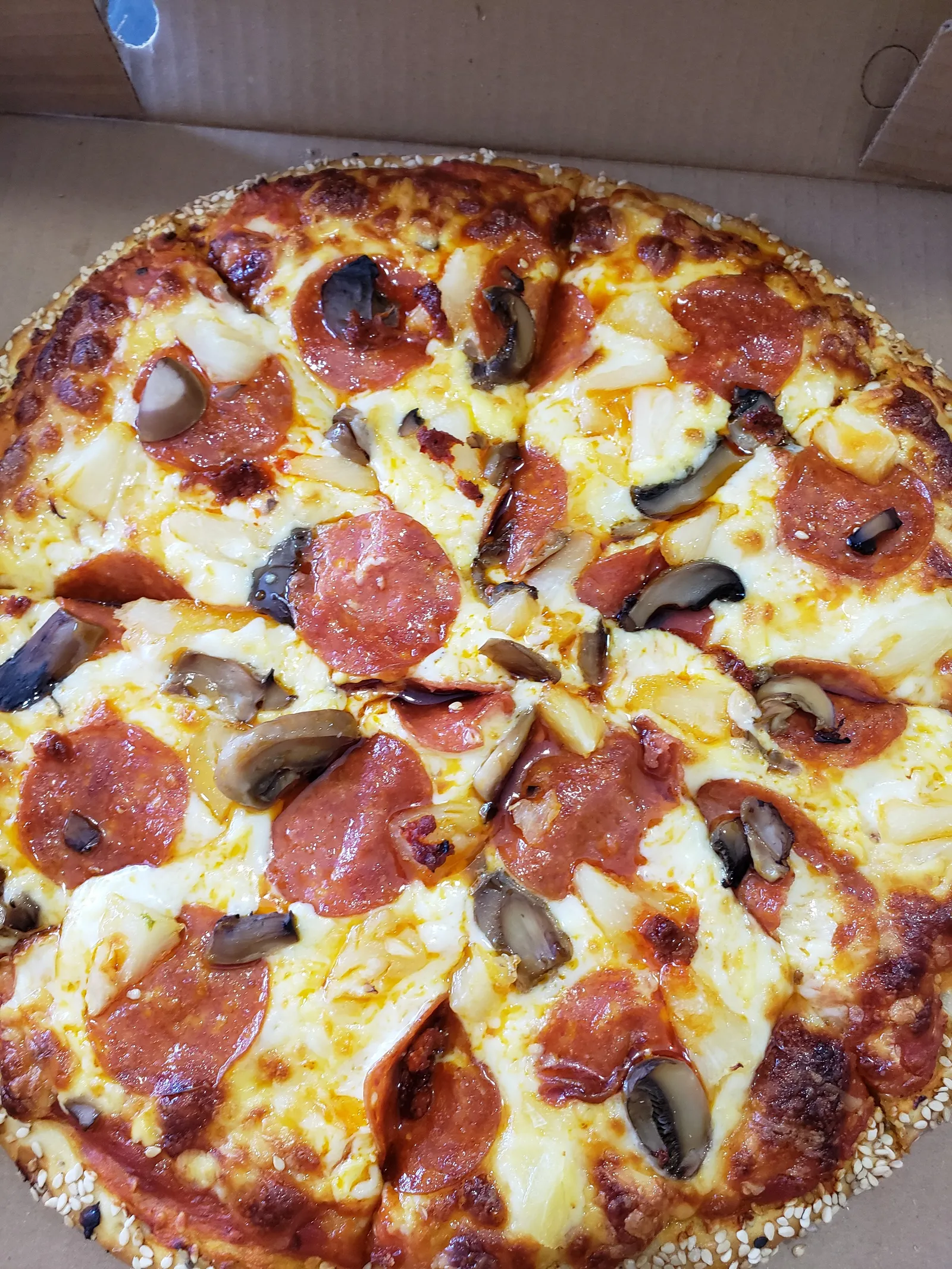 La Pizzeria image 6
