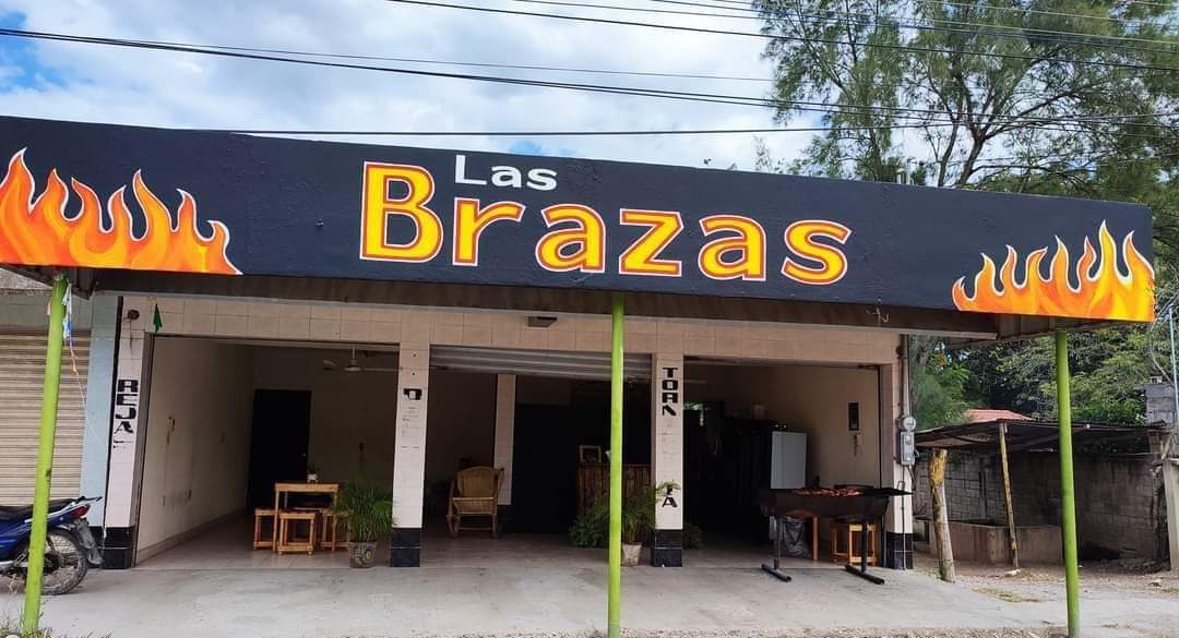 LAS BRAZAS (Pollo Asado) image 1
