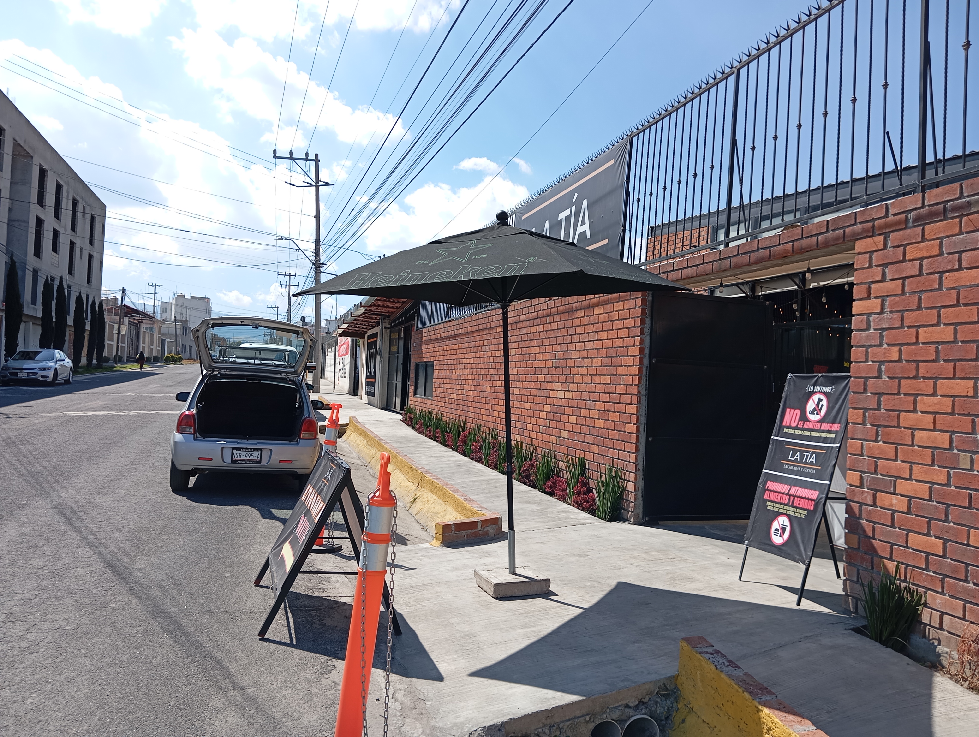La Tía Enchiladas y Cerveza image 9