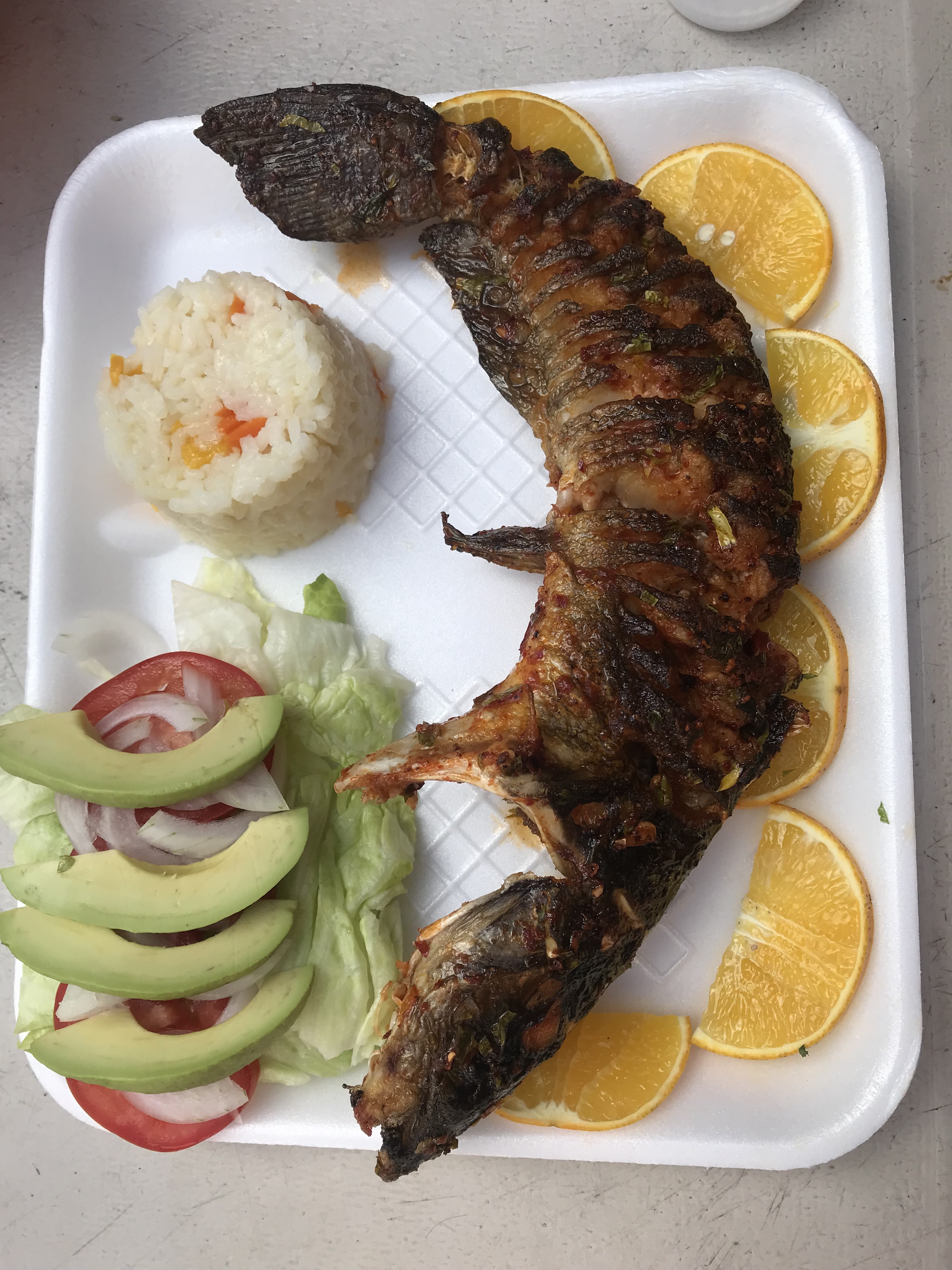 Mariscos la camuesa image 1