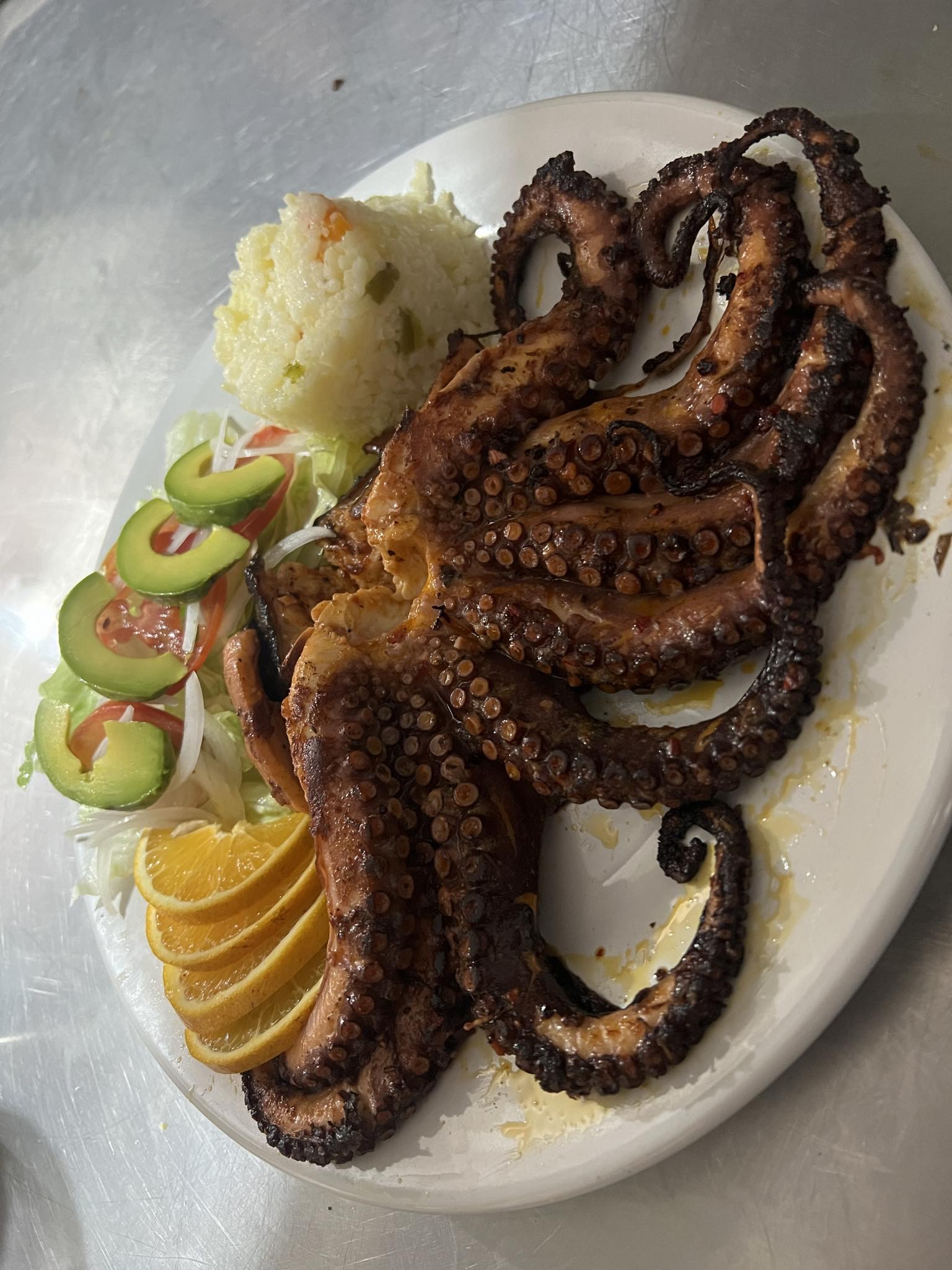 Mariscos la camuesa image 10