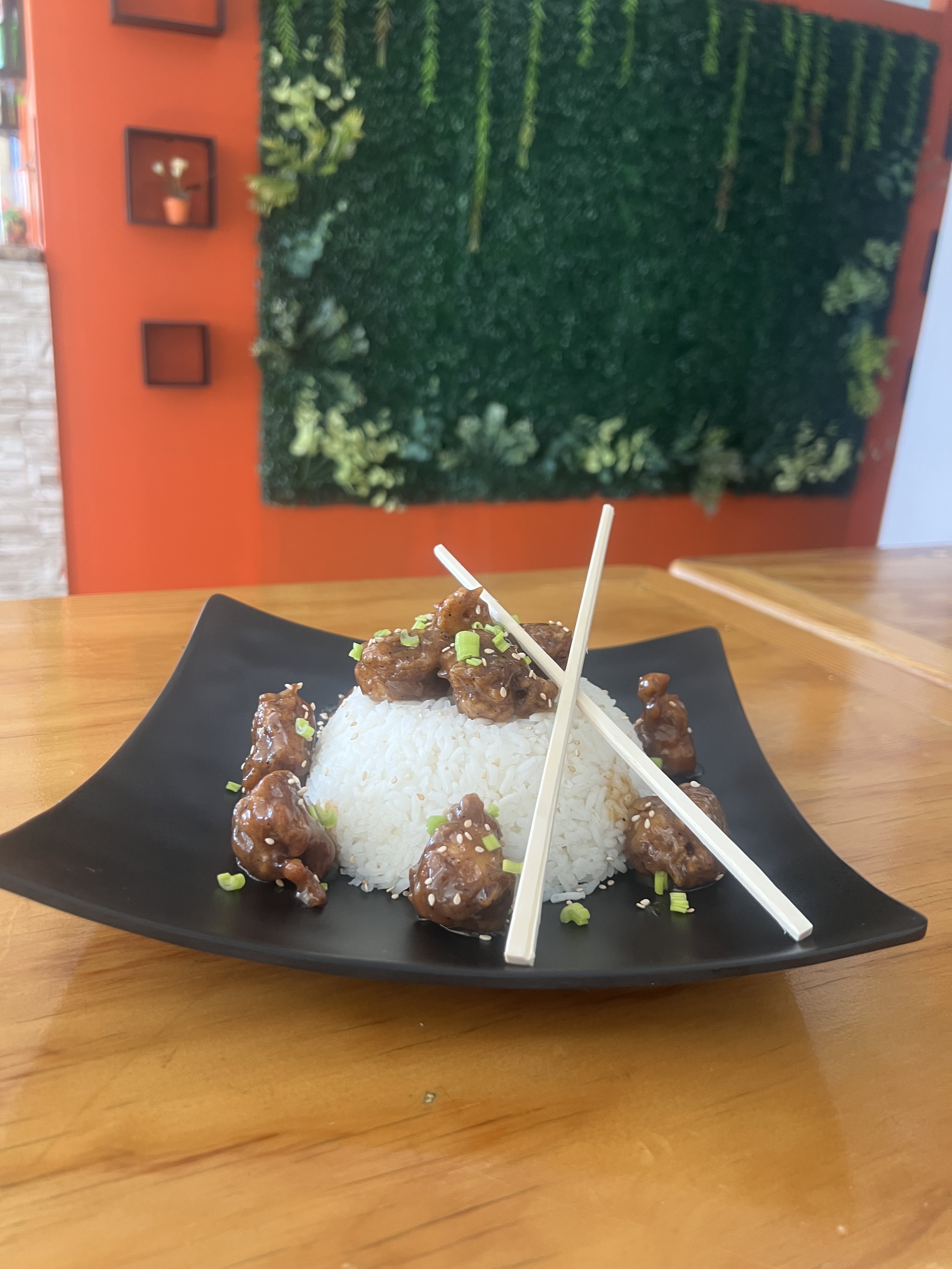 Toki-Doki Sushi Bar image 3