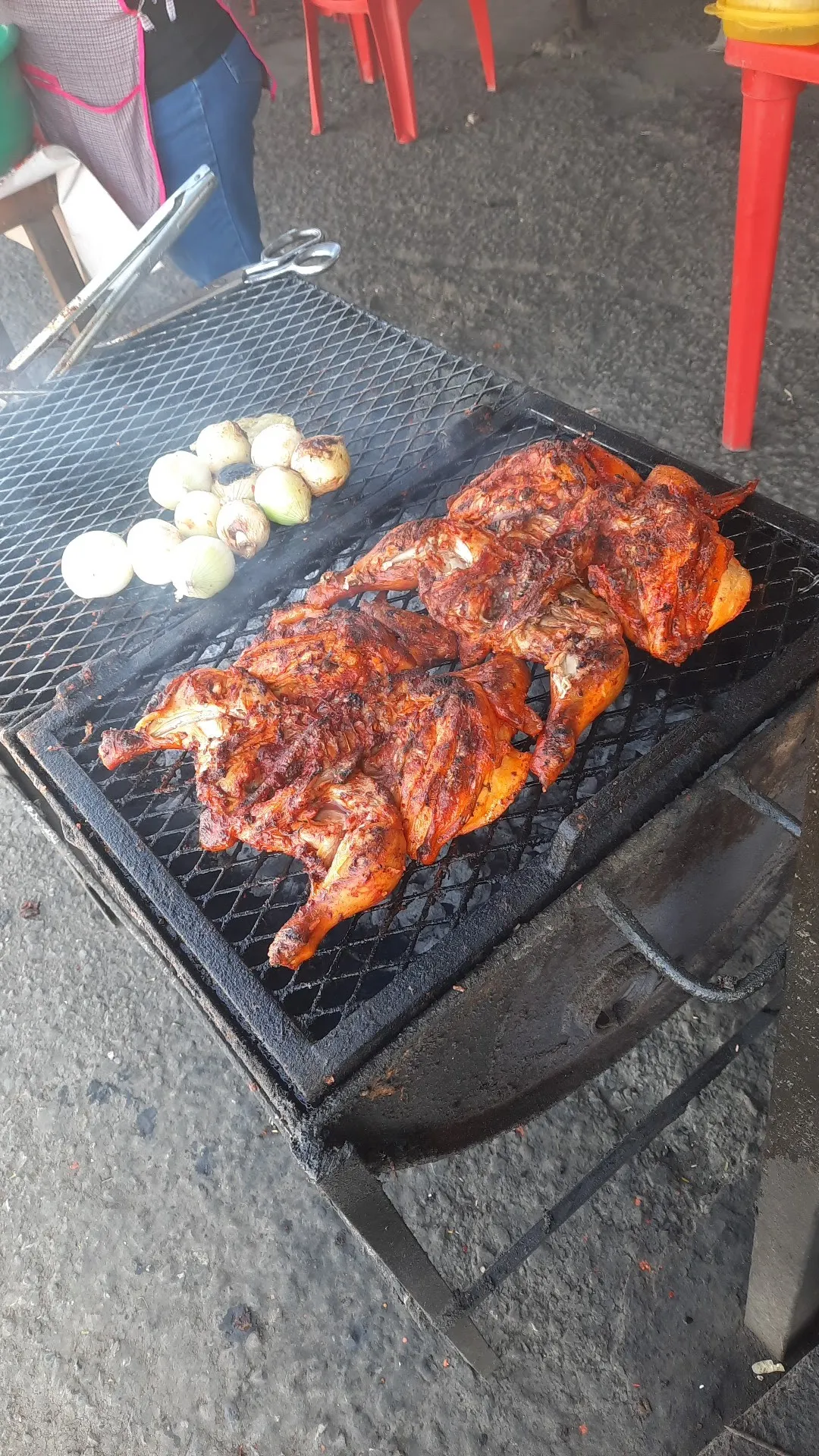 Pollos asados al carbón "LEONEL" image 2