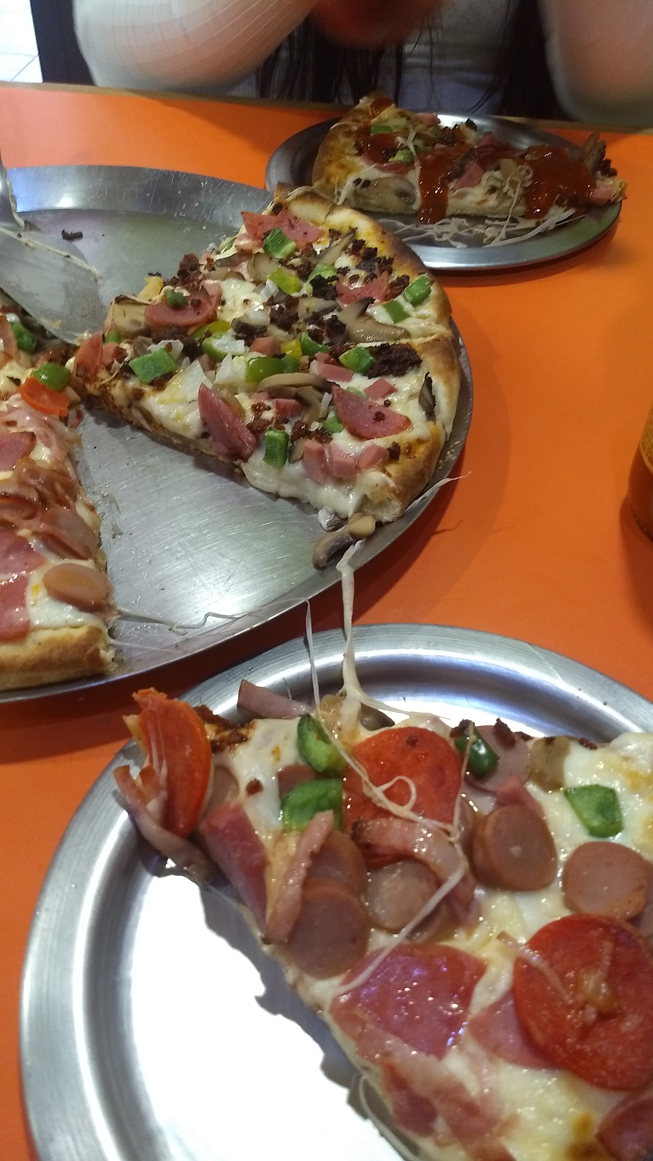 Pizzas El George image 2