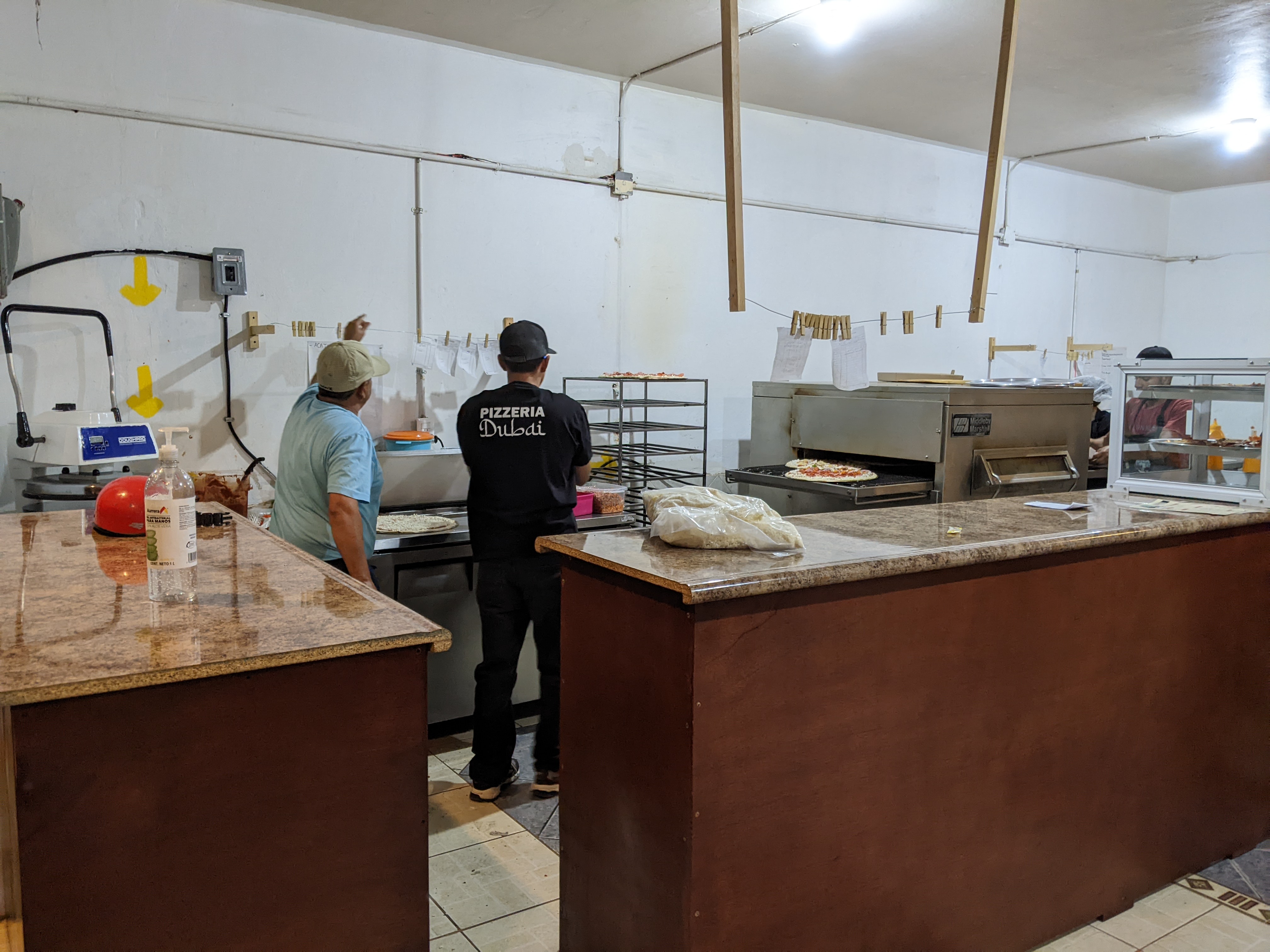 Dubai Pizzeria - Acatic image 2