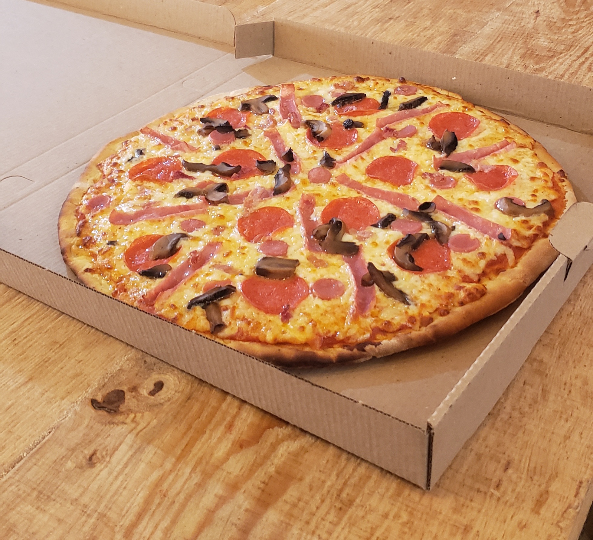 Pizzas a la Leña "La Principal" image 1