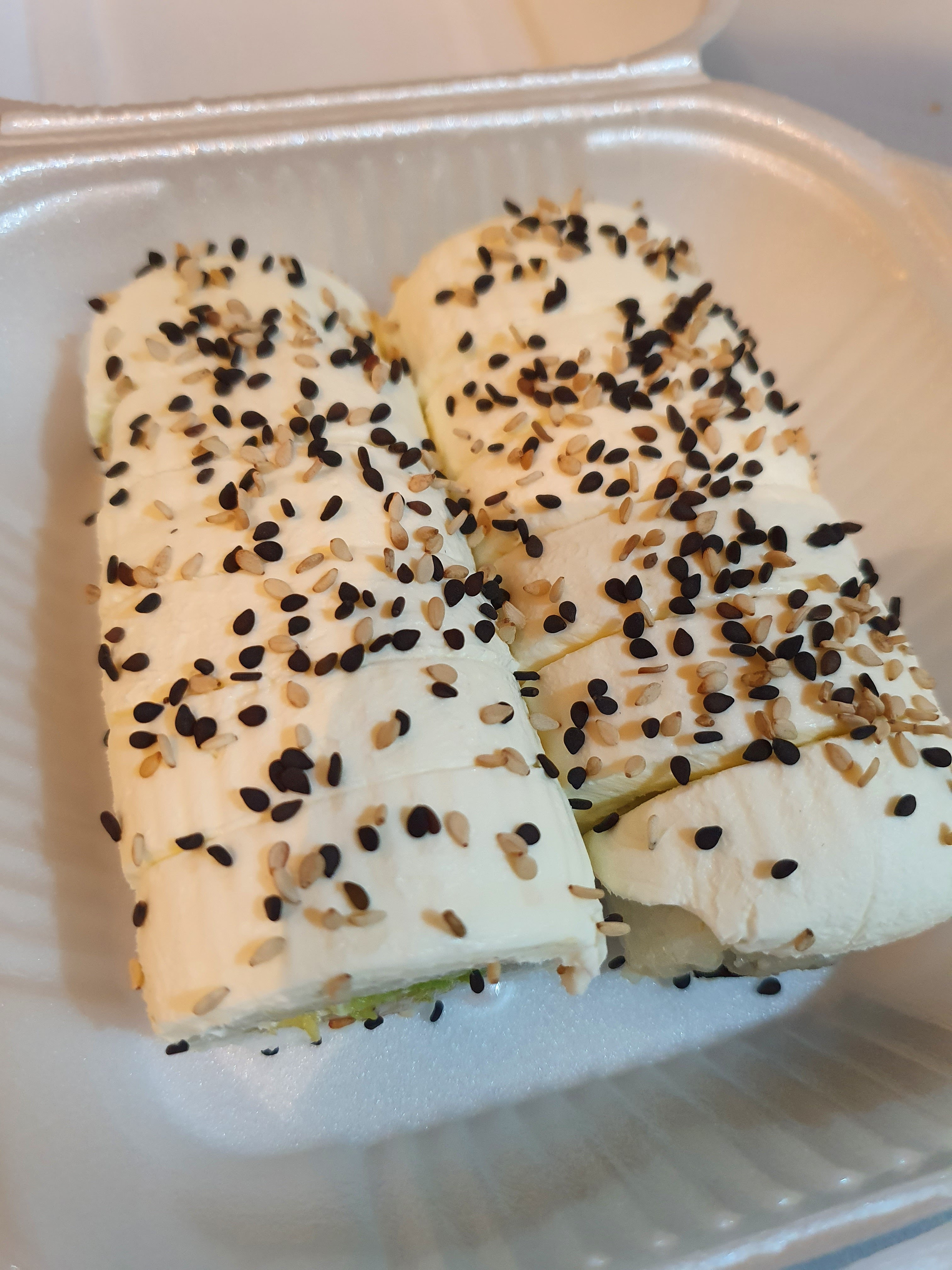 Doragon sushi image 2