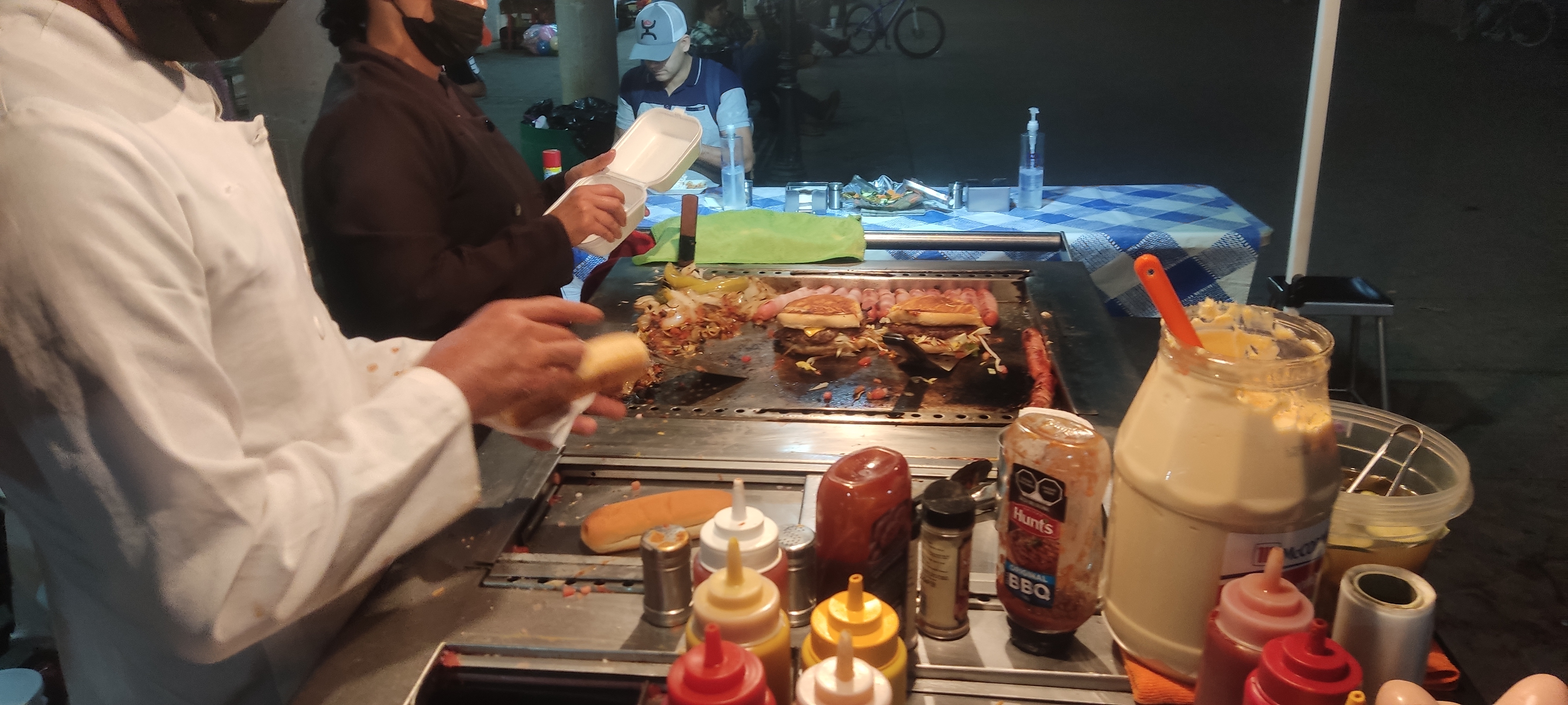 Fam. Nungaray & Gudiño. Fast Food image 1