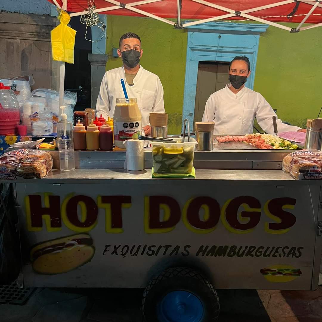 Fam. Nungaray & Gudiño. Fast Food image 3