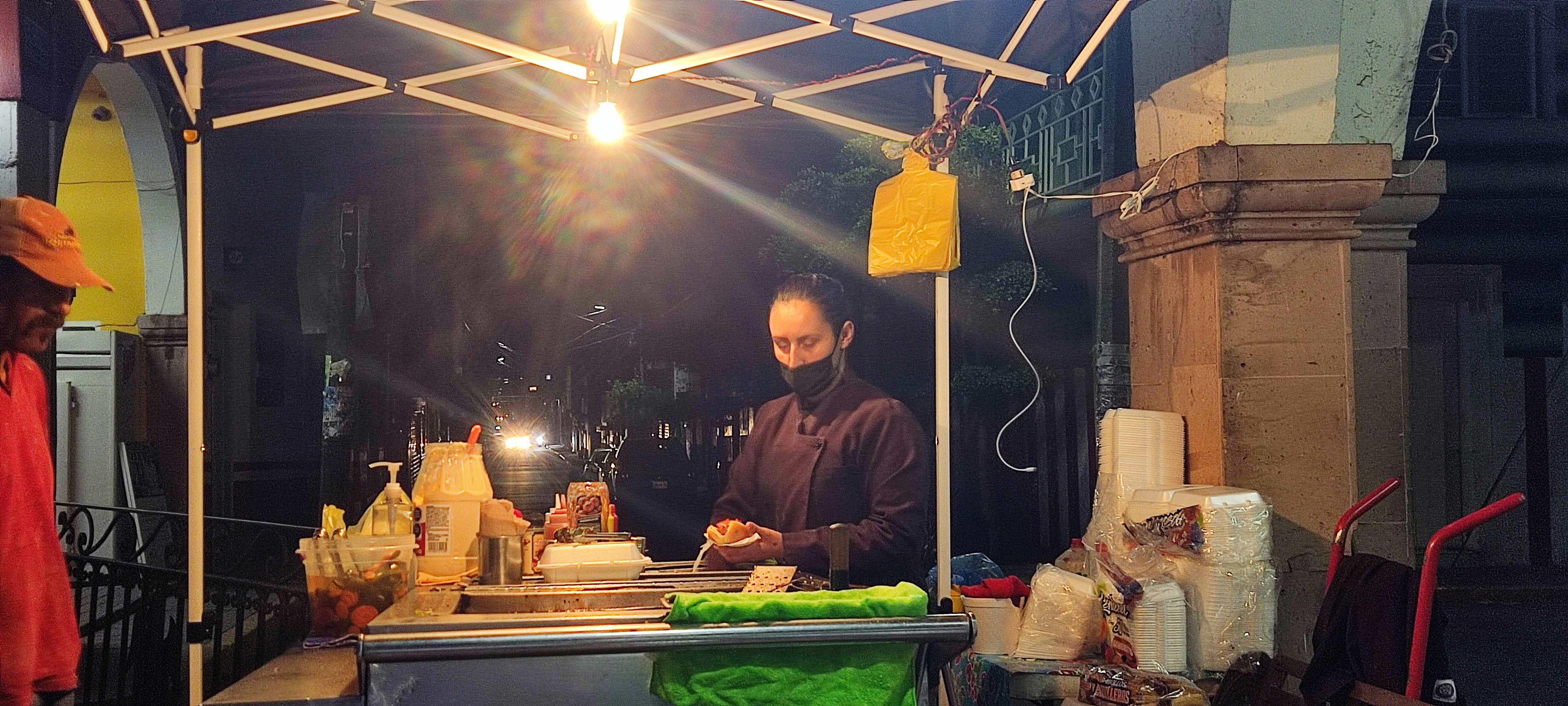 Fam. Nungaray & Gudiño. Fast Food image 9