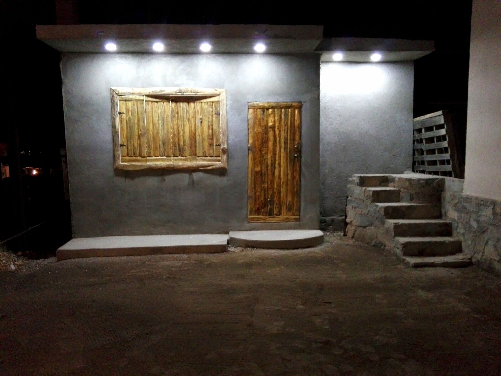 LOS COMPADRES image 7