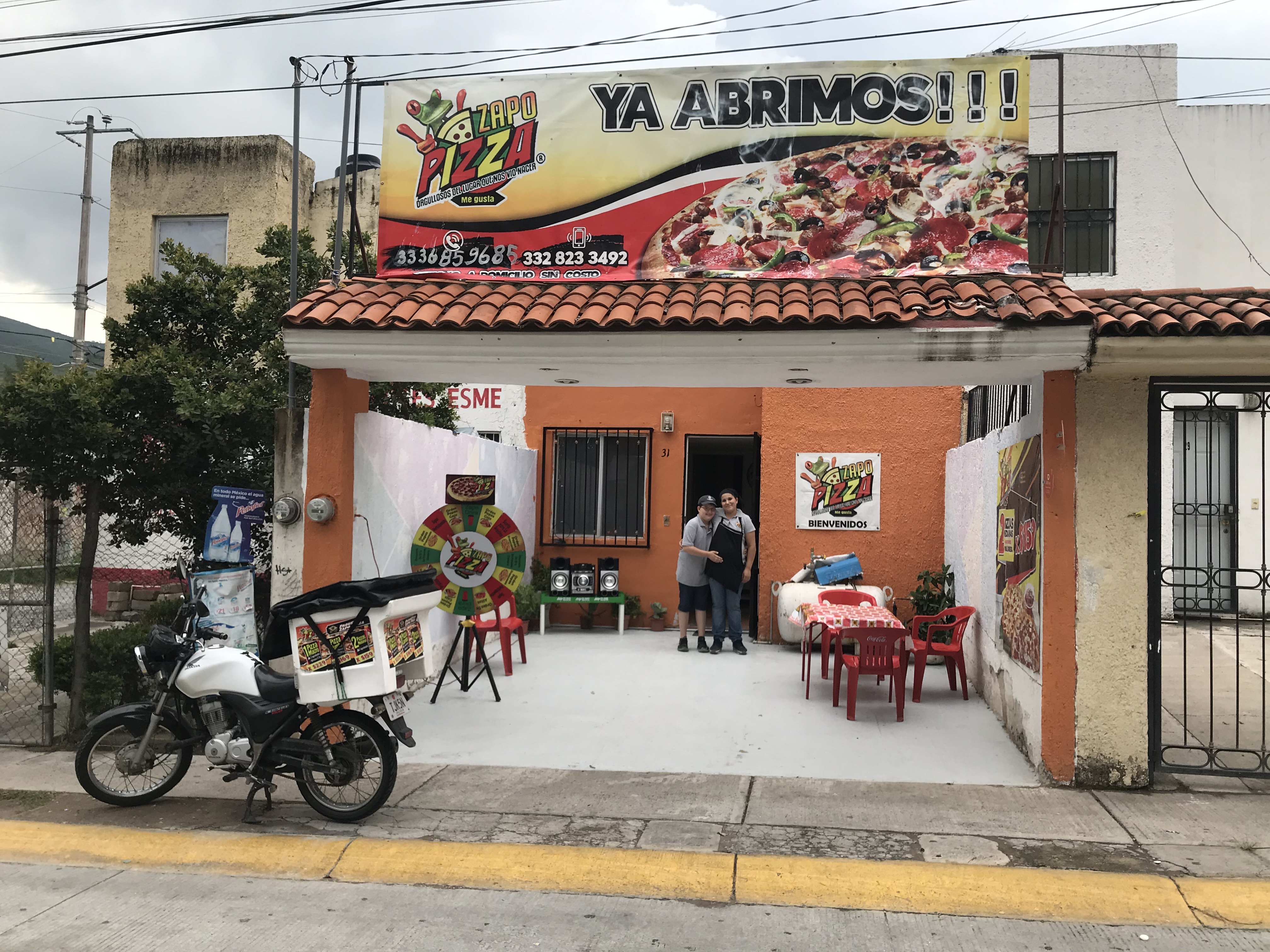 ZAPOPIZZA SUC. Lomas de San Agustín image 1