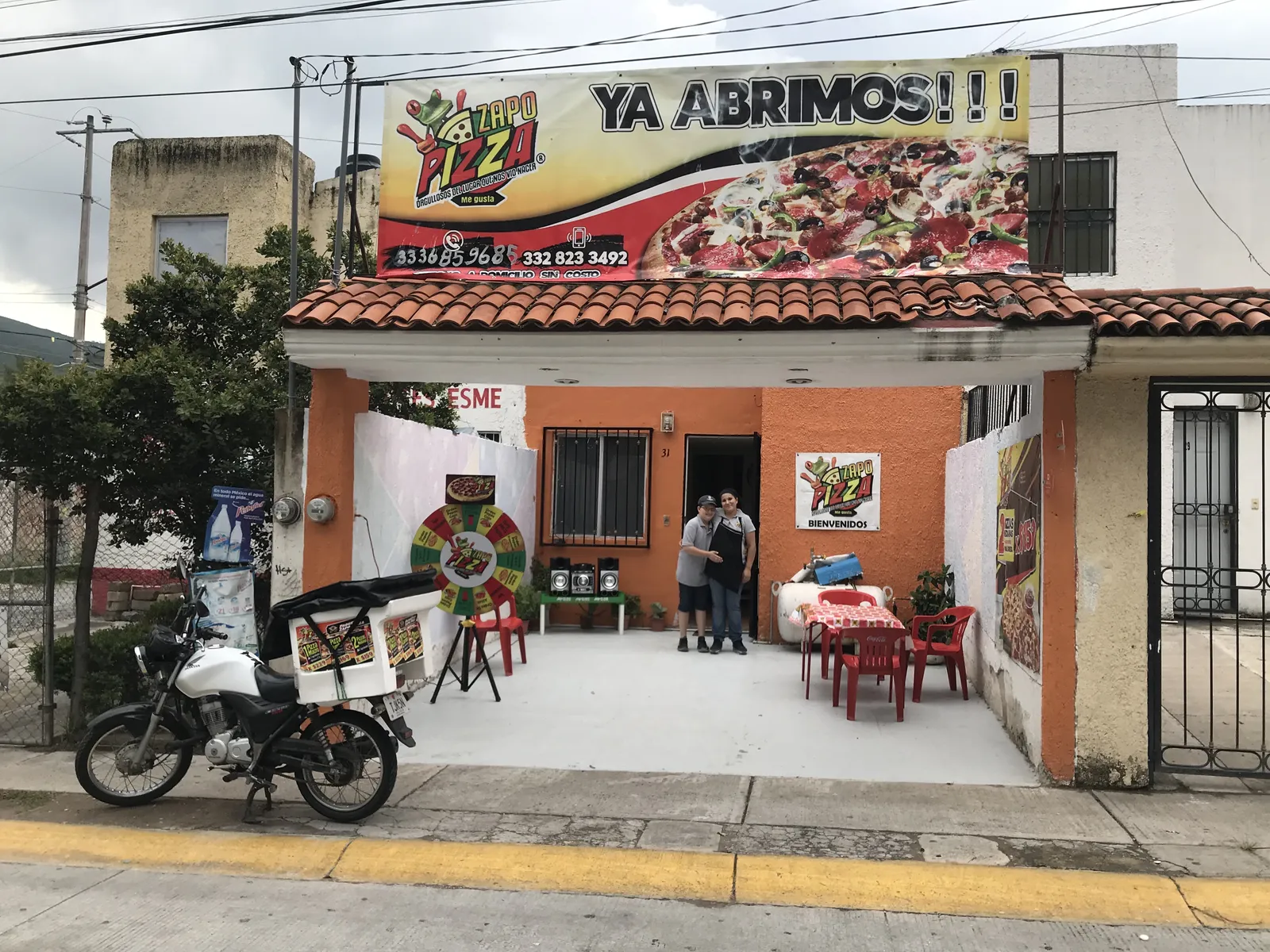 ZAPOPIZZA SUC. Lomas de San Agustín image 1