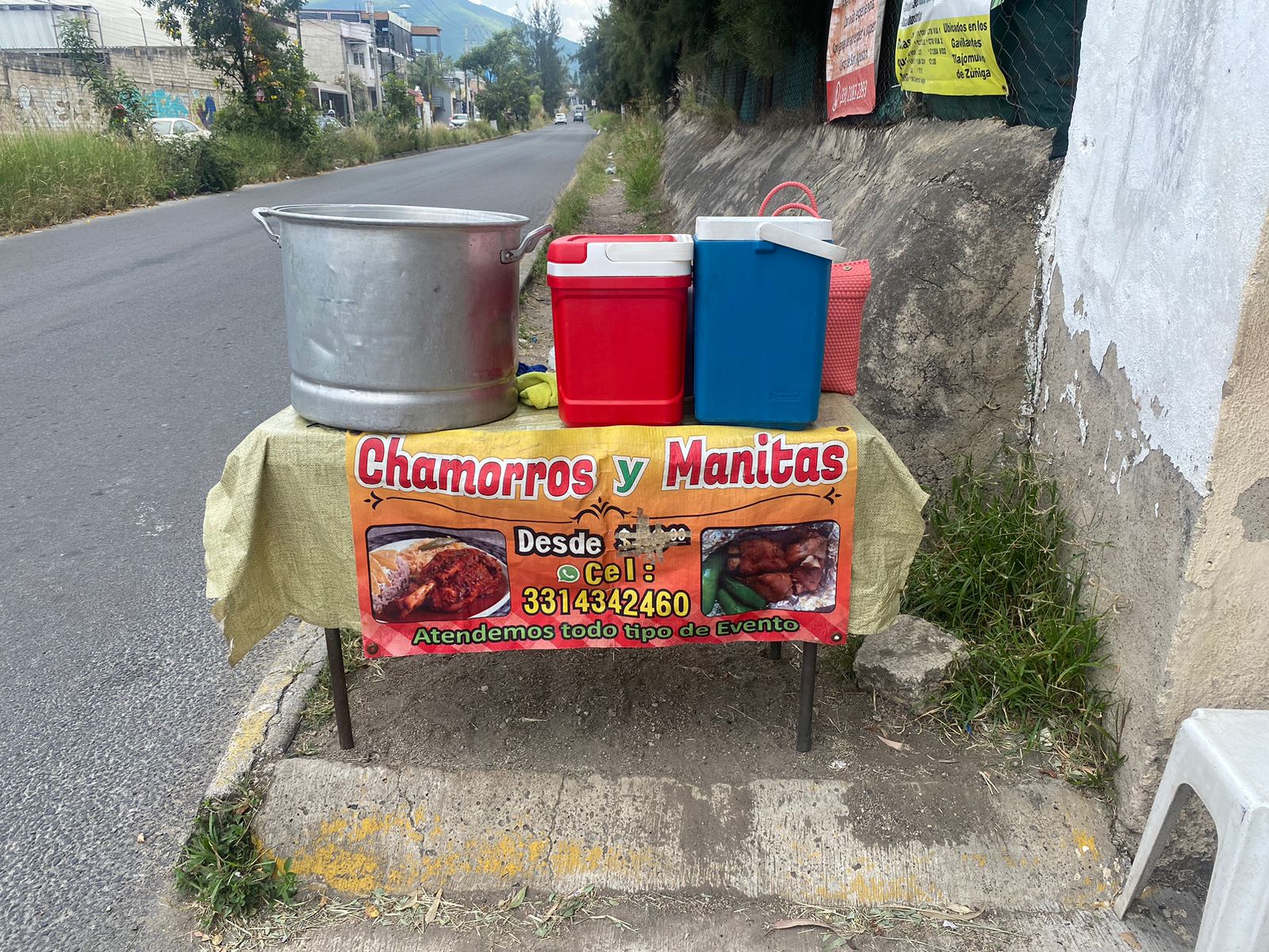 Chamorros y manitas "Doña Rosa" image 2
