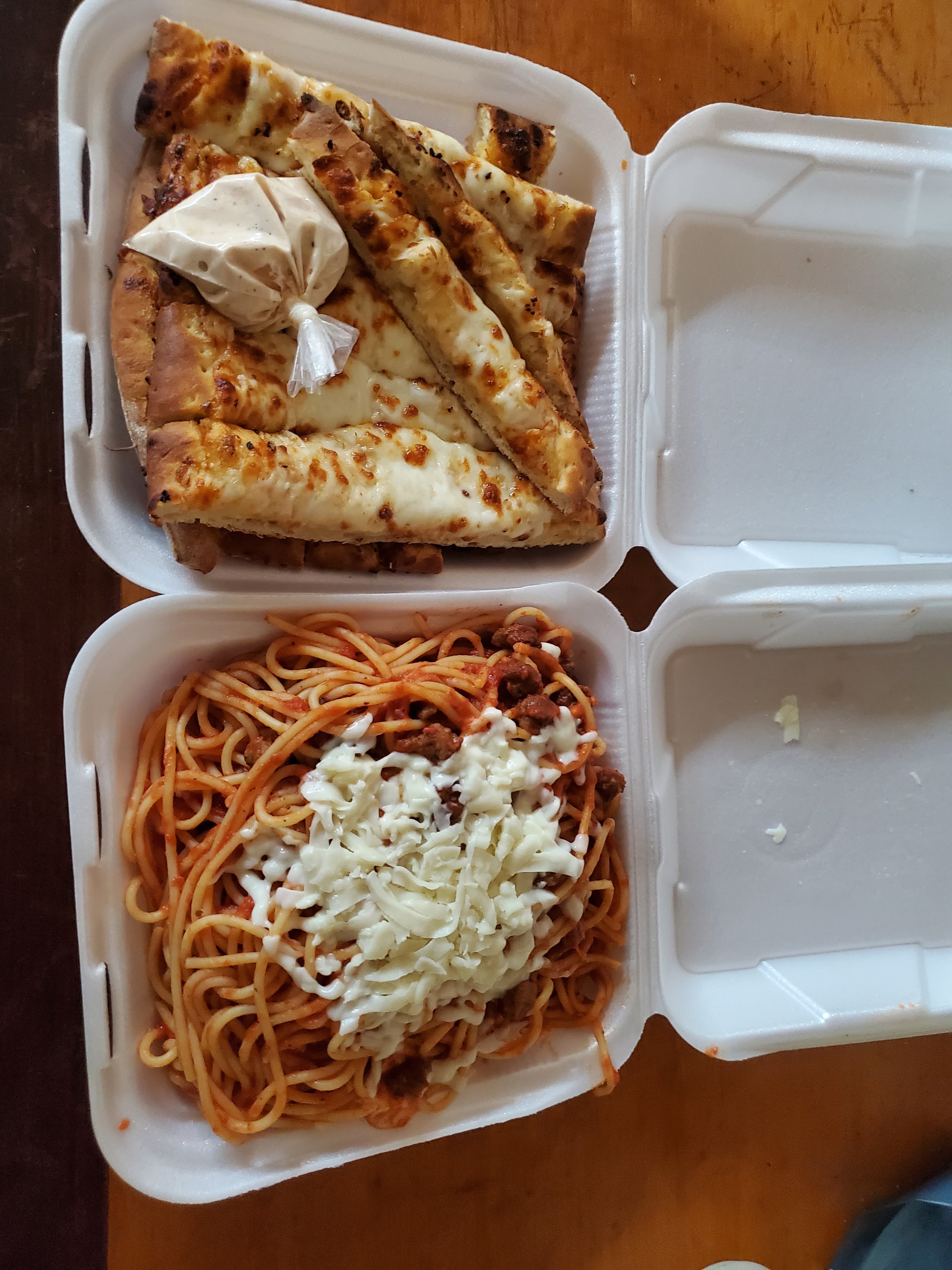 D'angellos Pizza image 2