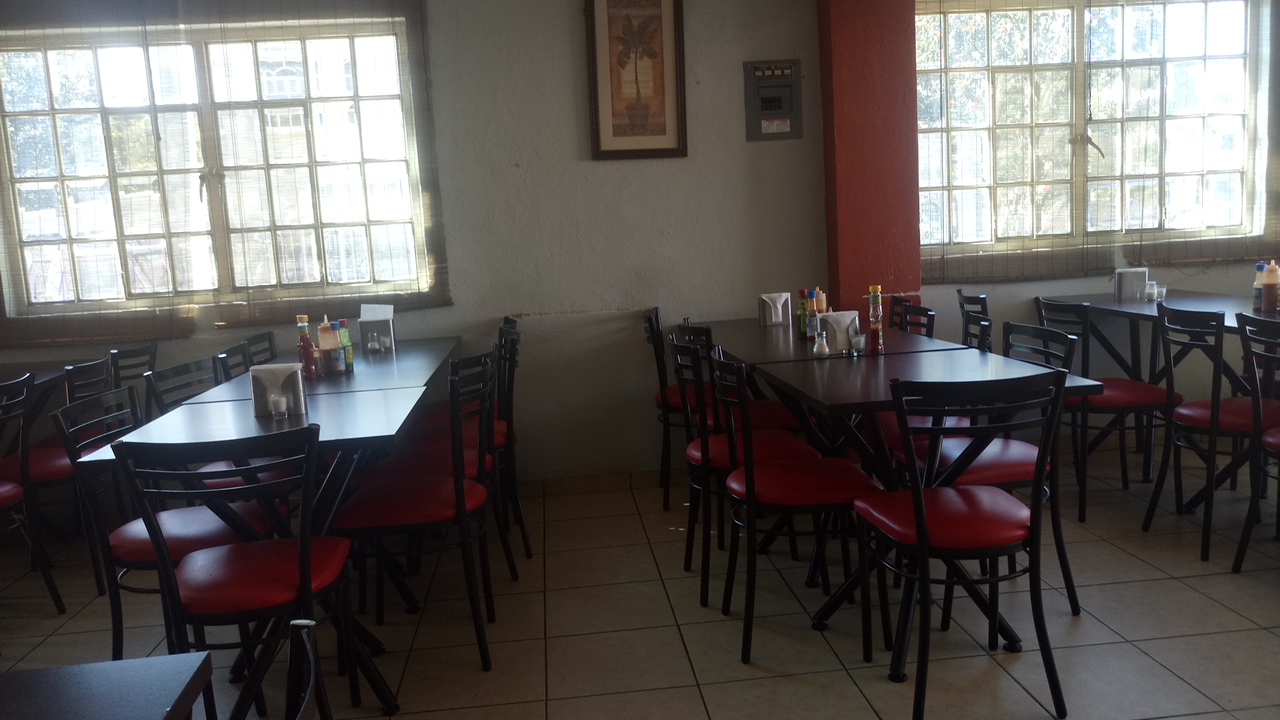 Los Candiles image 9