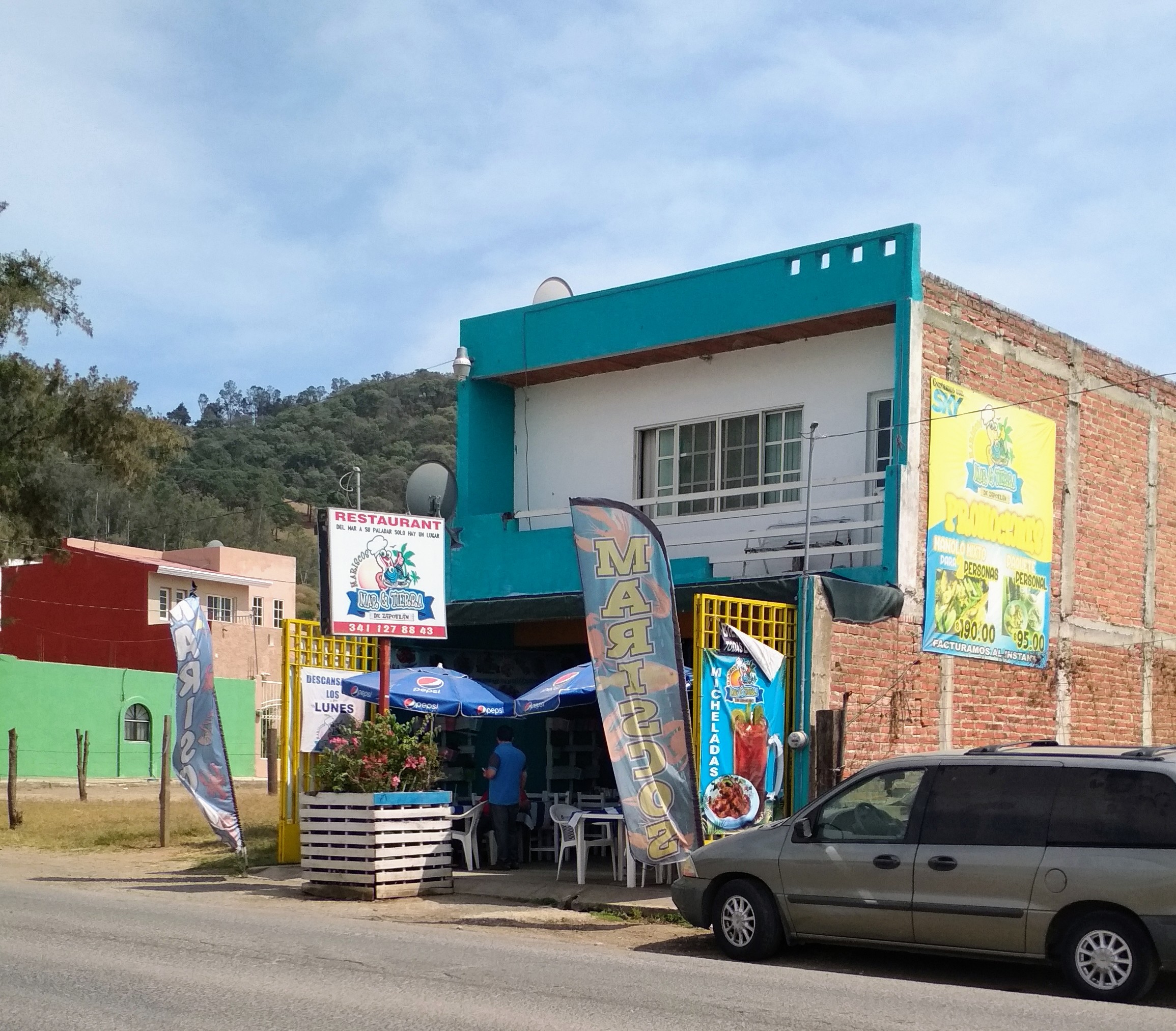 Mariscos Mar y Tierra de Zapotlán image 1