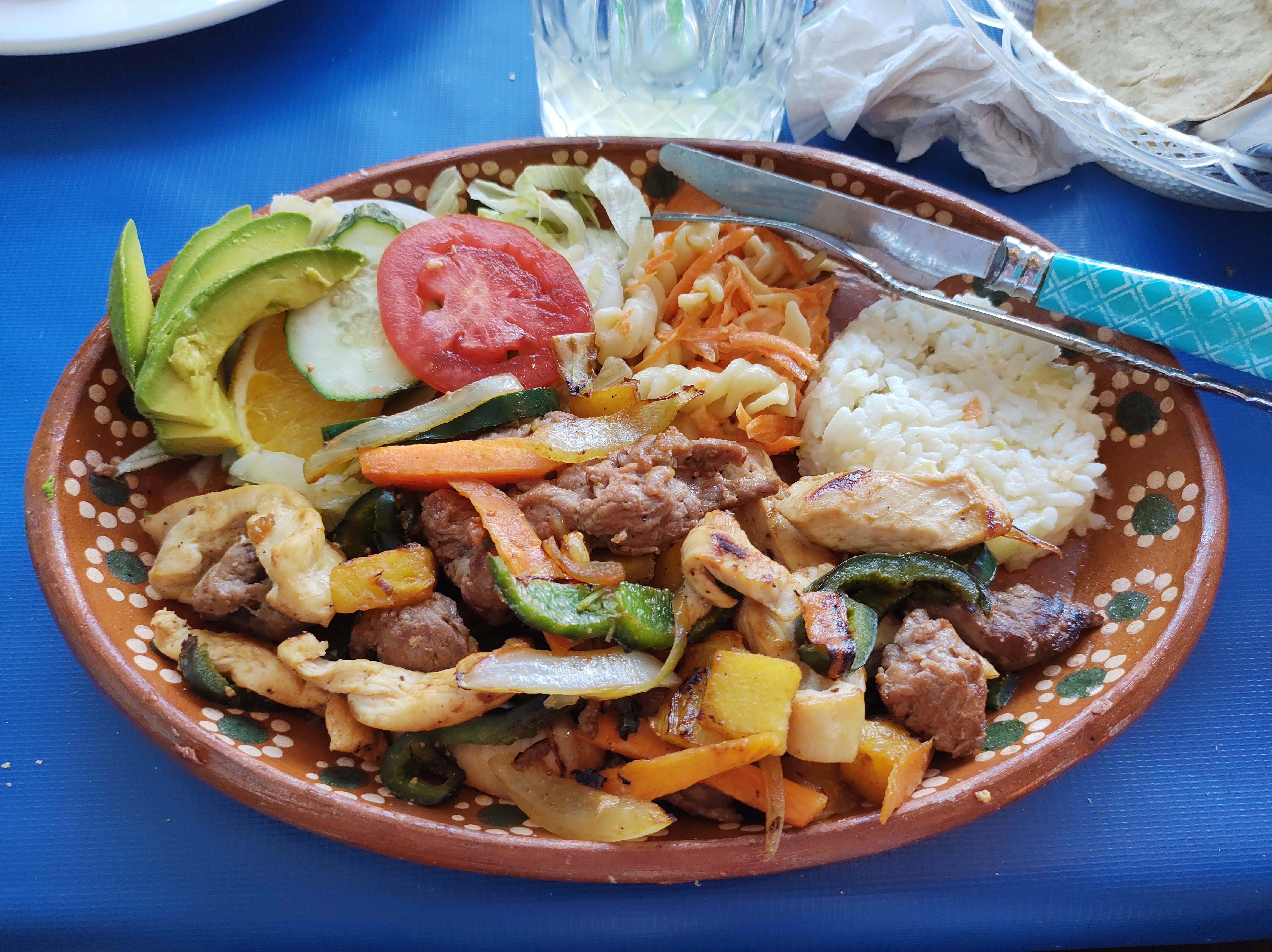 Mariscos Mar y Tierra de Zapotlán image 2