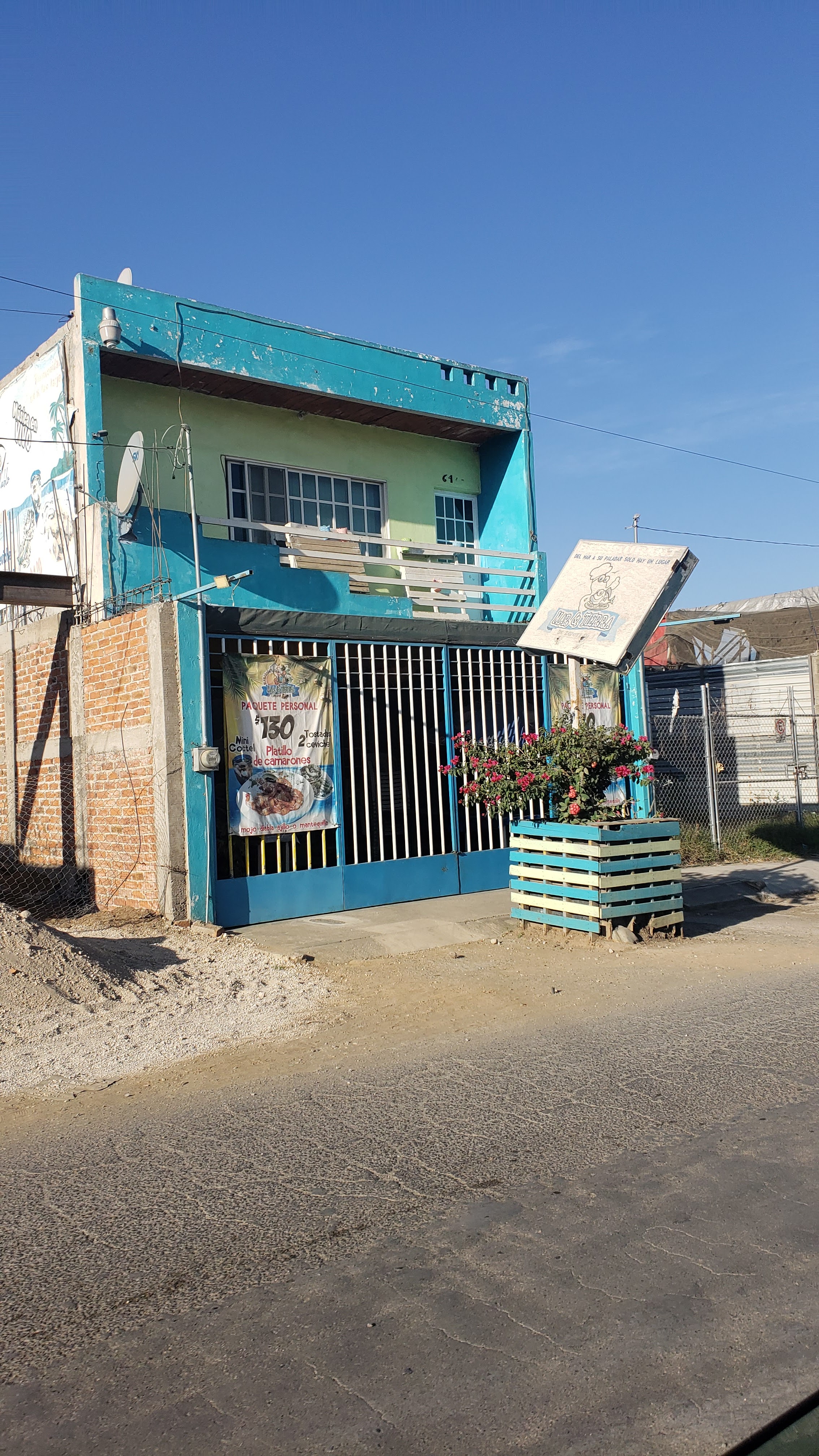 Mariscos Mar y Tierra de Zapotlán image 3