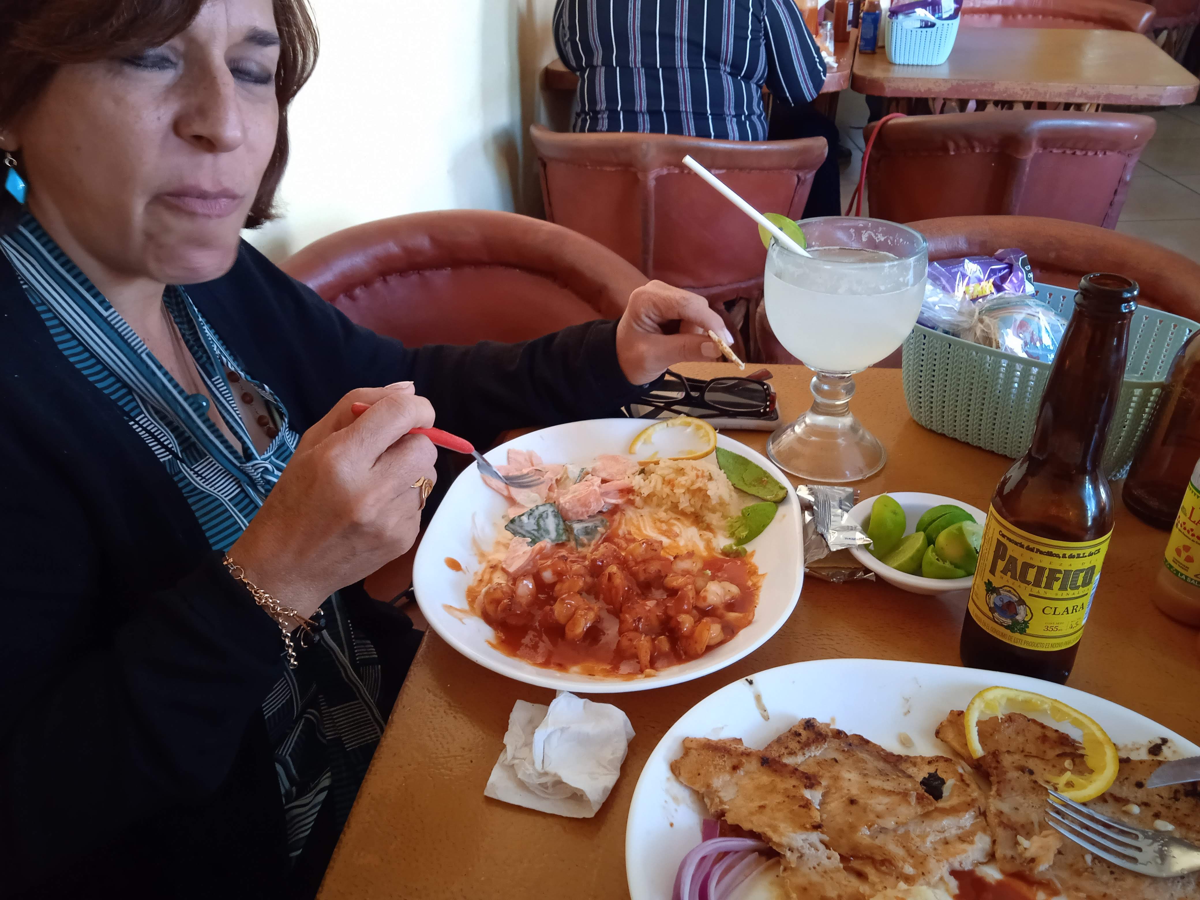 Mariscos Barra de Navidad image 7