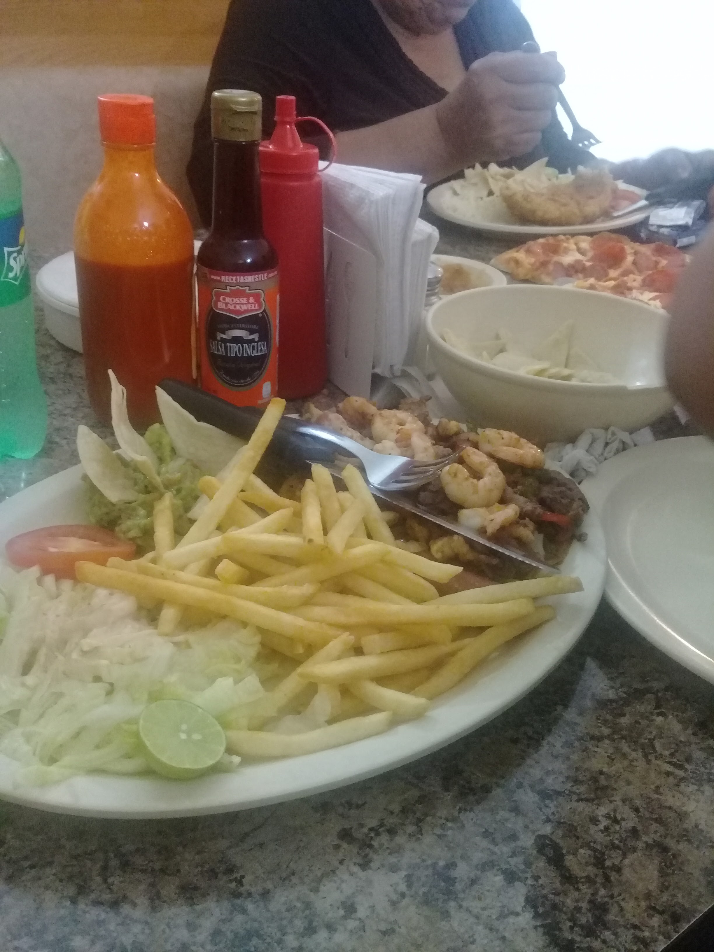 Pizzas la Fiesta image 10