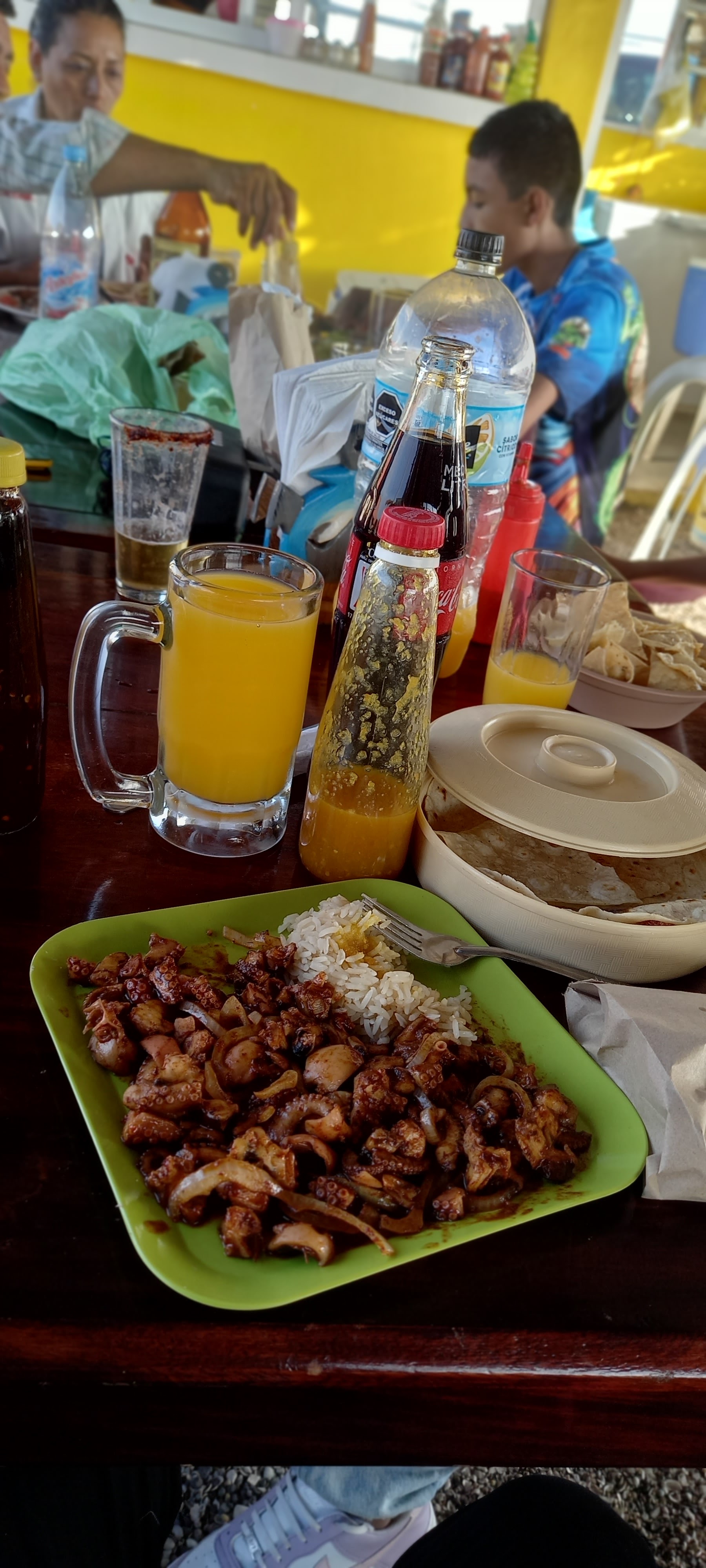 Palapa del Toño & Pescadería Delfina image 4