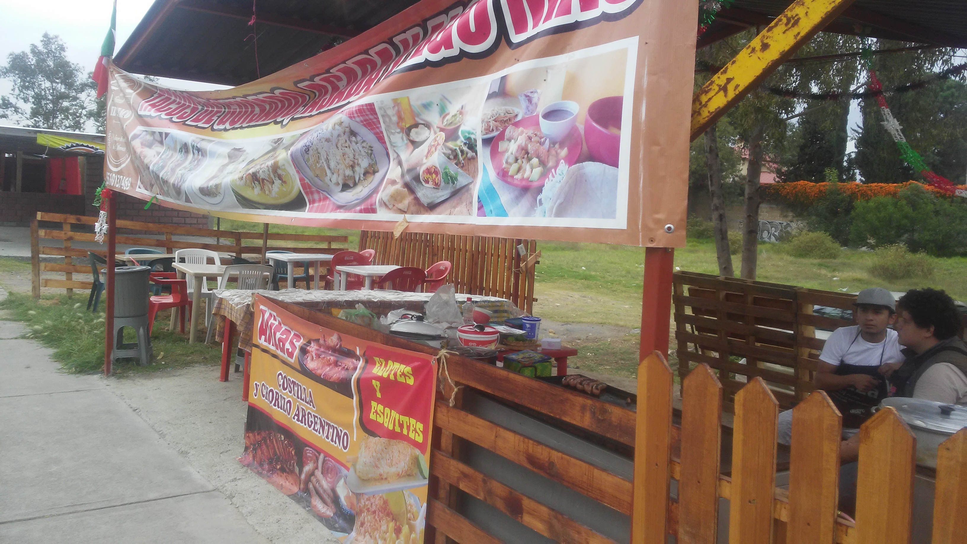 Tacos de guisado "Los Weros" image 3