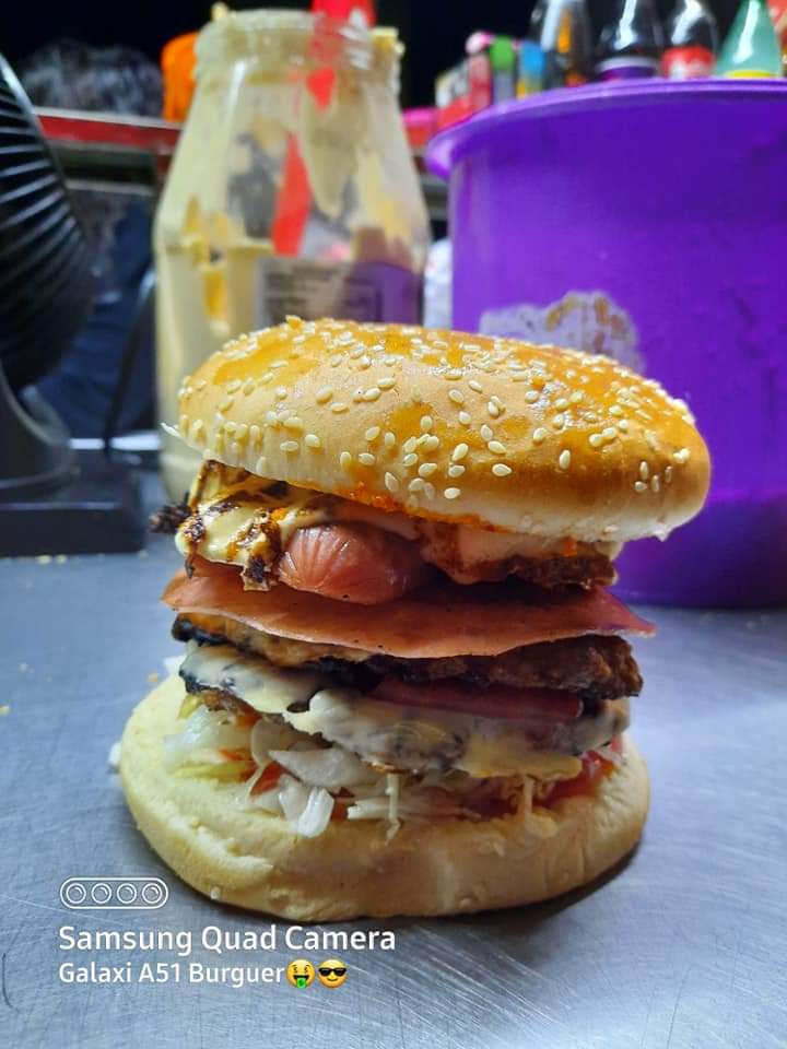 HAMBURGUESAS Y MAS, EL BURGER image 6