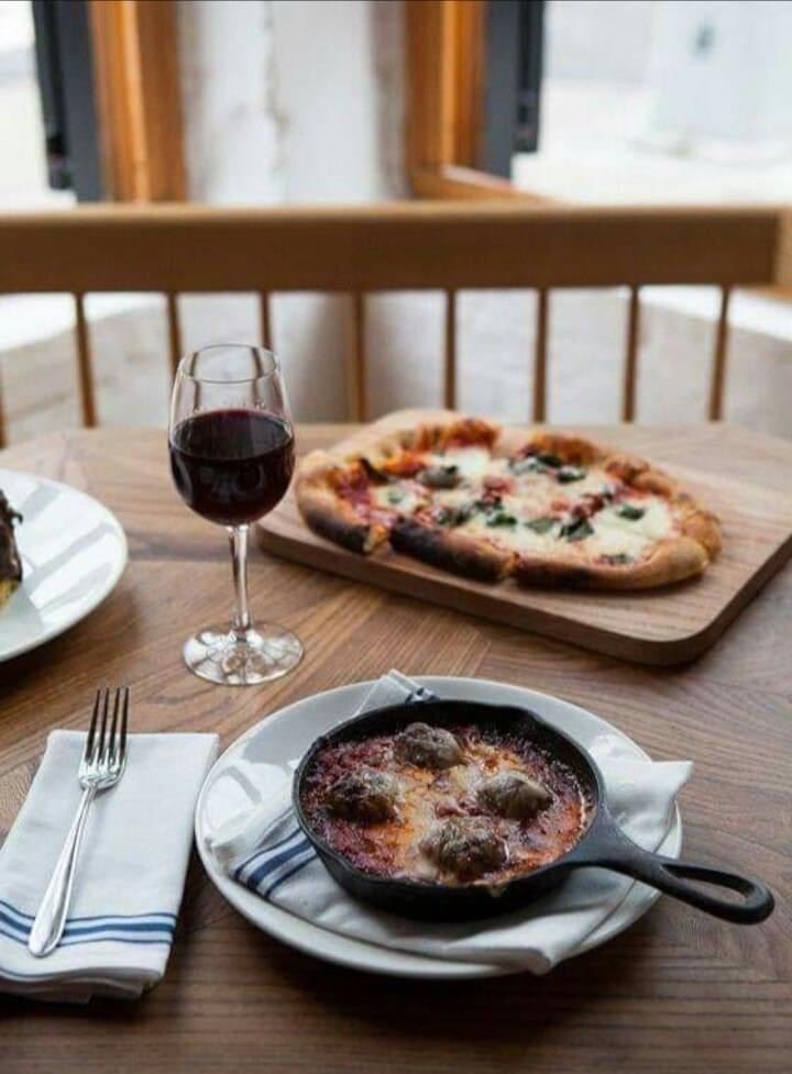 Pizzeria La Toscana image 2